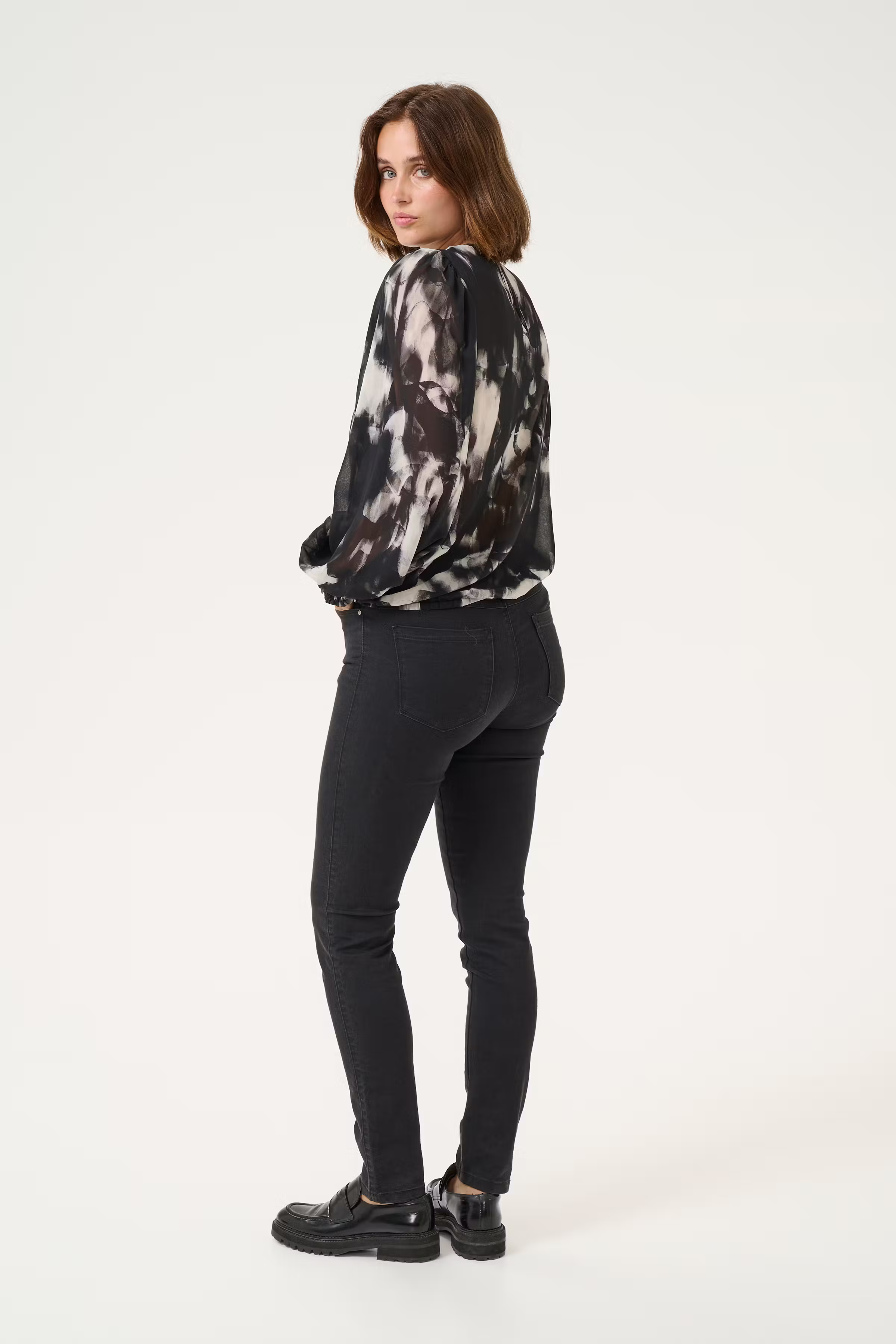 KAaska Blus LOOKBOOK BACK 10509238-106593