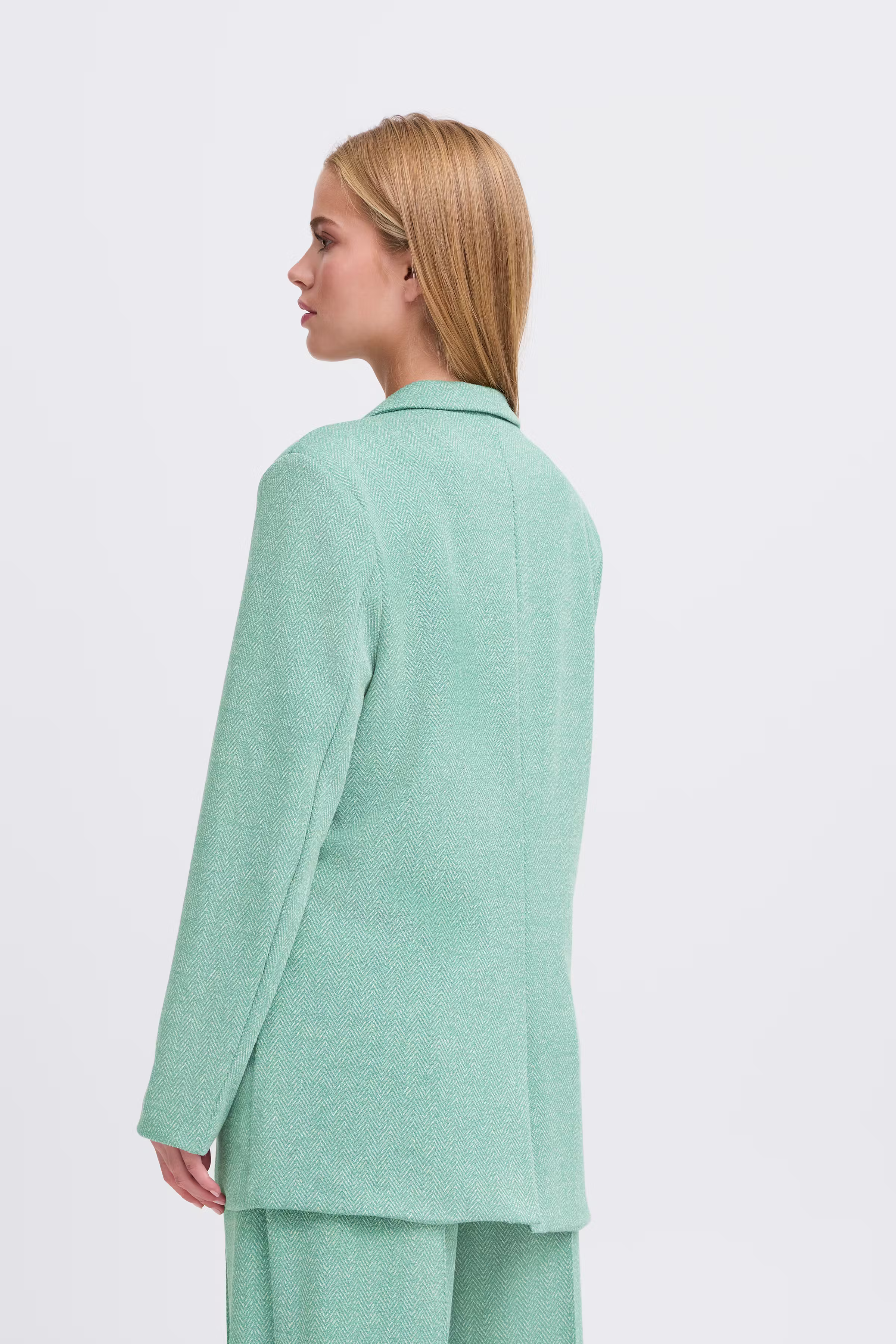 IHKATE JACQUARD OVERSIZE Blazer LOOKBOOK BACK 20121605-204260