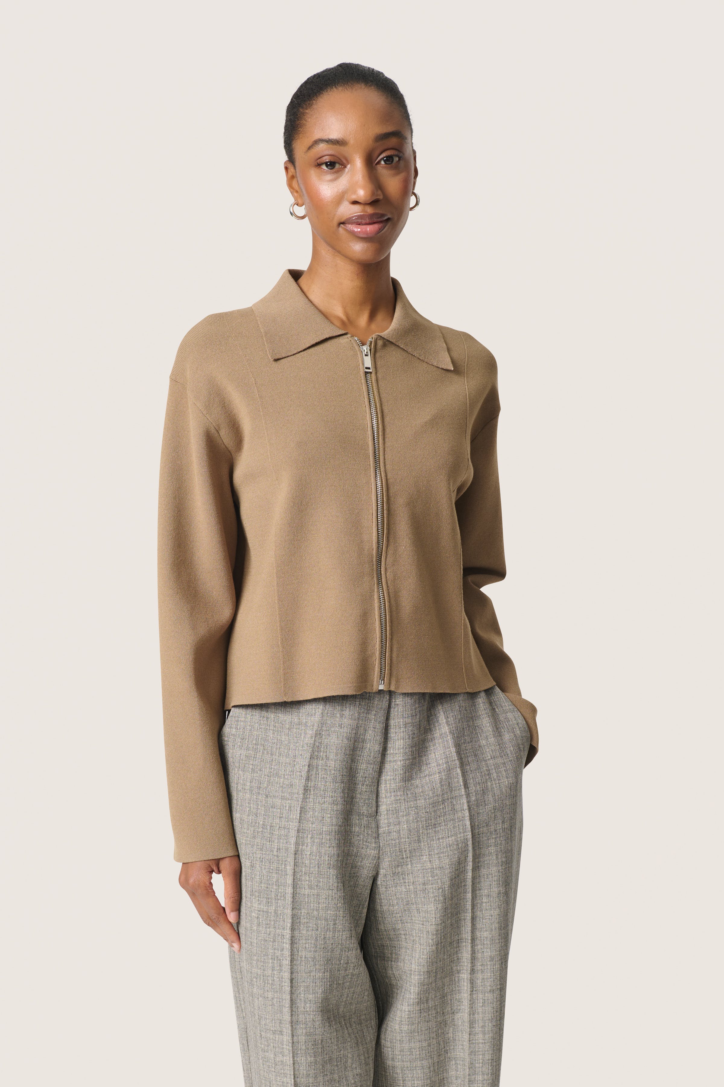 SLLidya Cardigan LOOKBOOK FRONT 30408035-171019