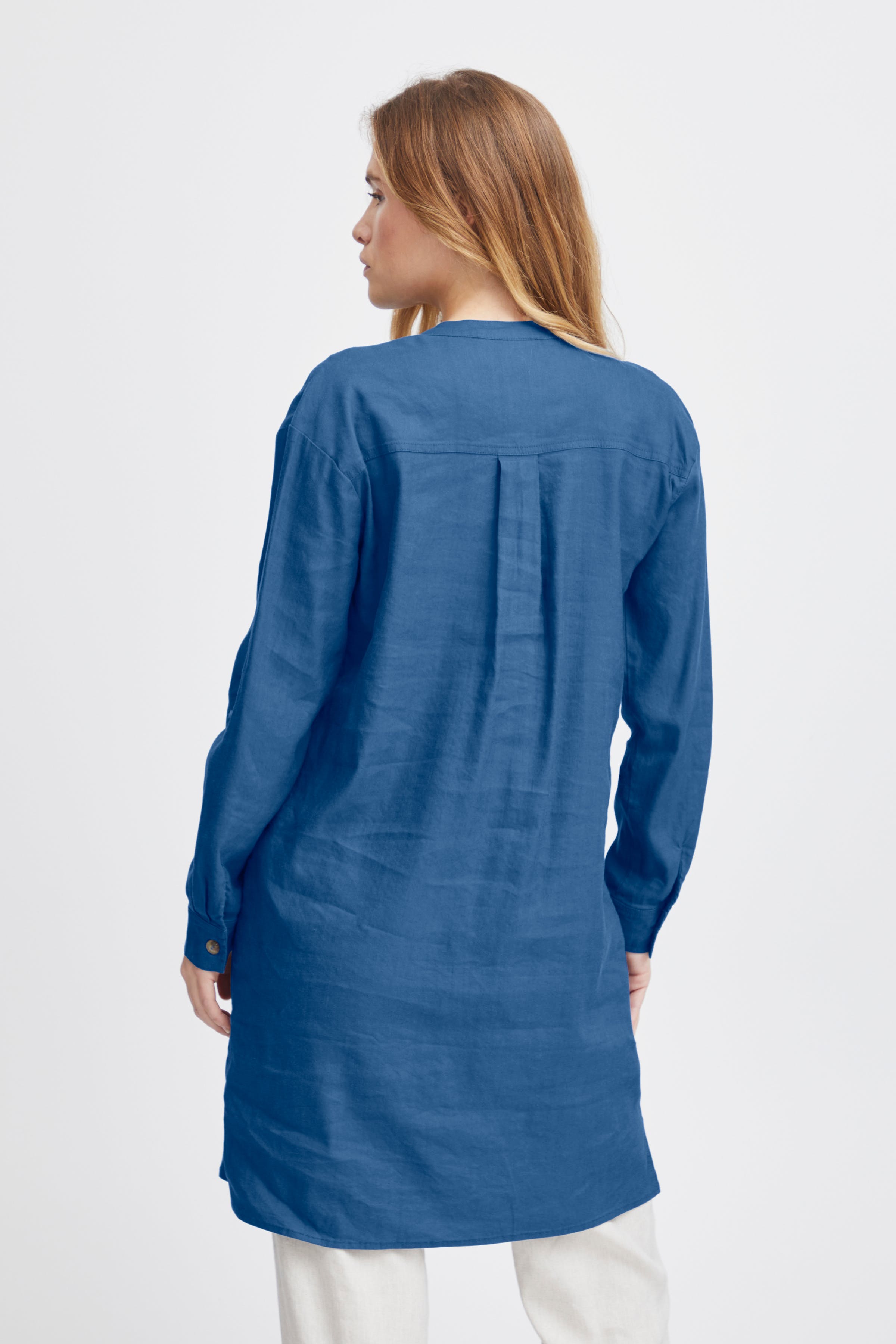 PZLUCA Kjole LOOKBOOK BACK 50208024-193929