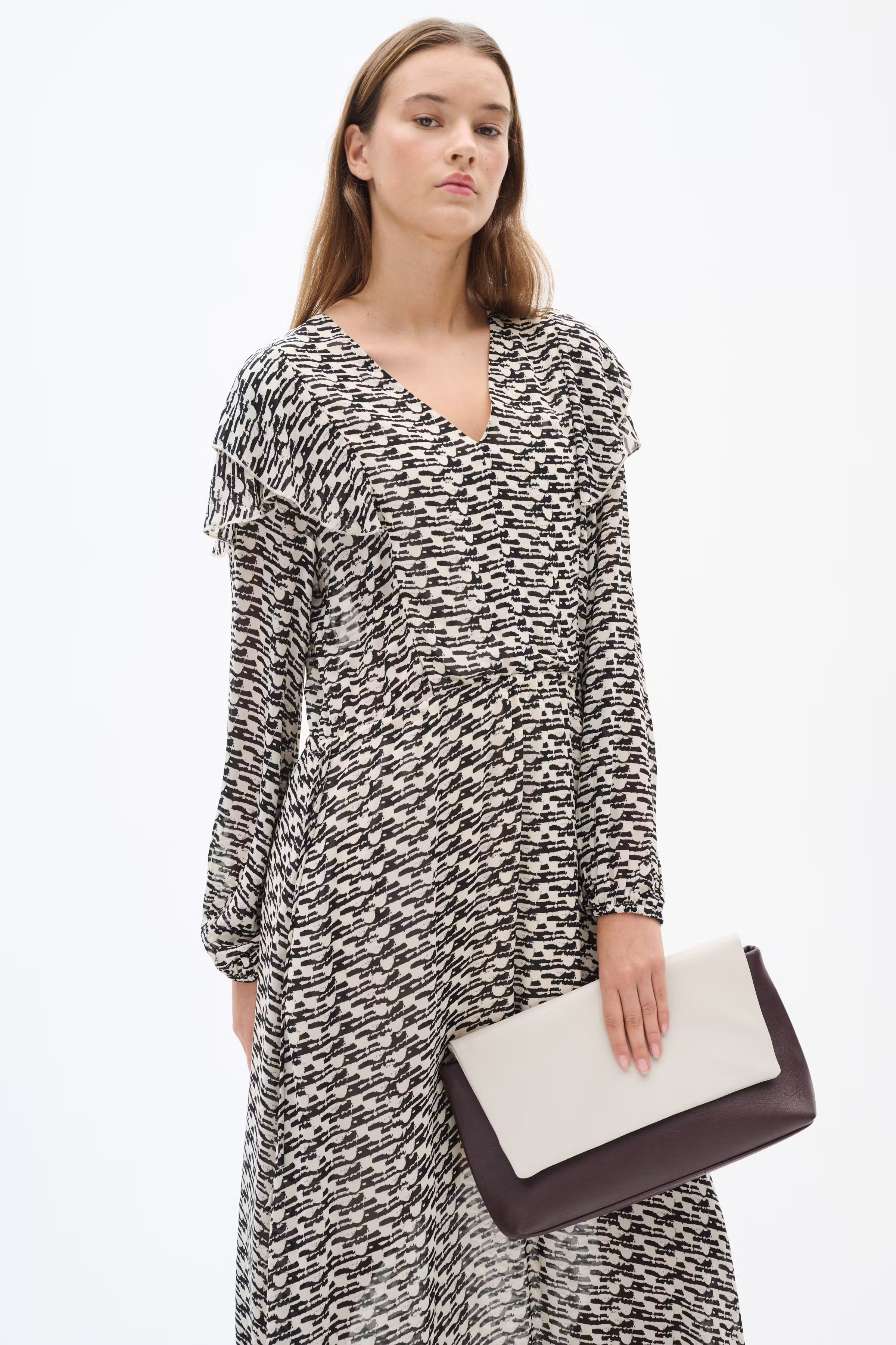 CessieIW Dress LOOKBOOK FRONT 30110249-303575