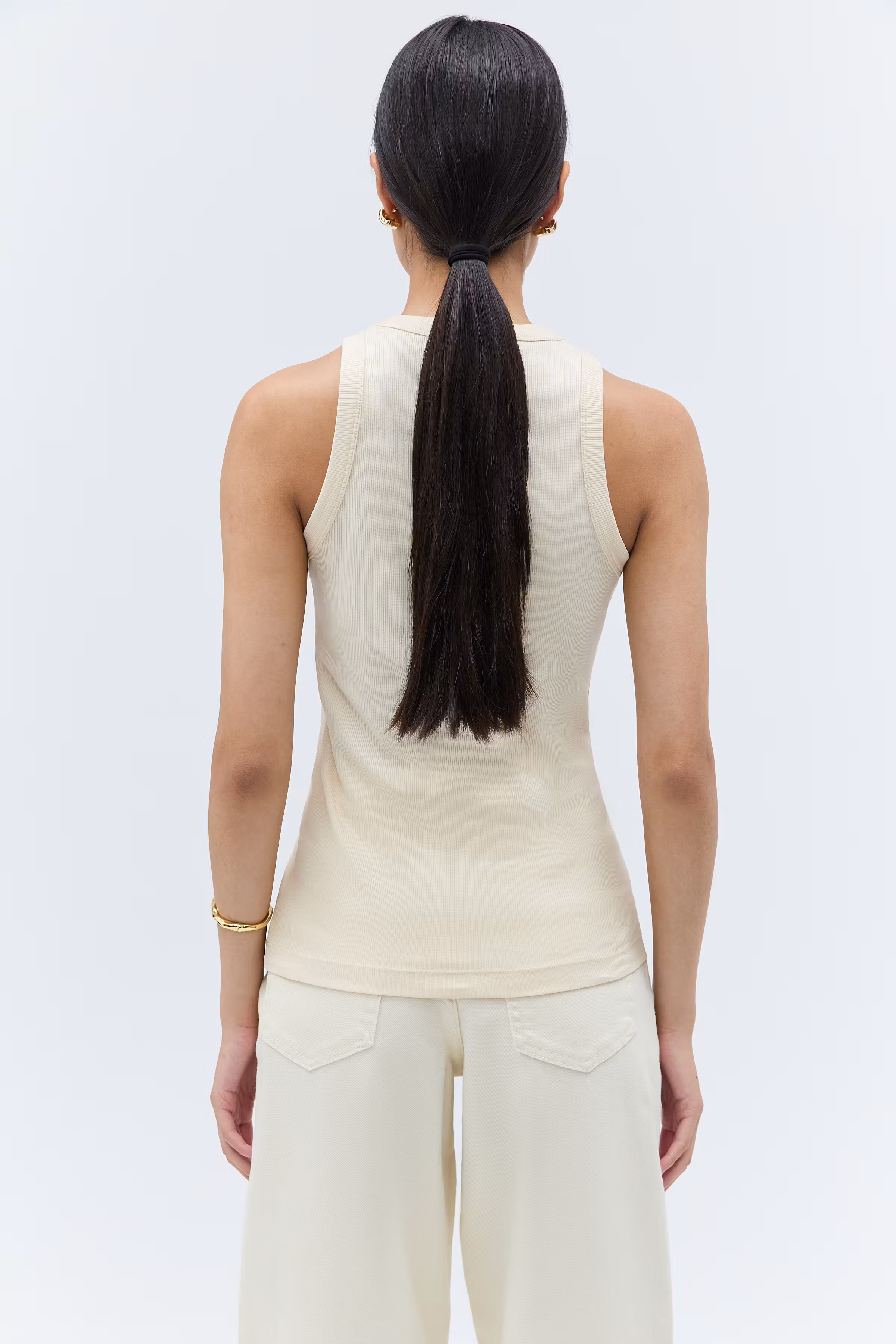 IOPETRA JEANS LOOKBOOK BACK 30600612-WH011
