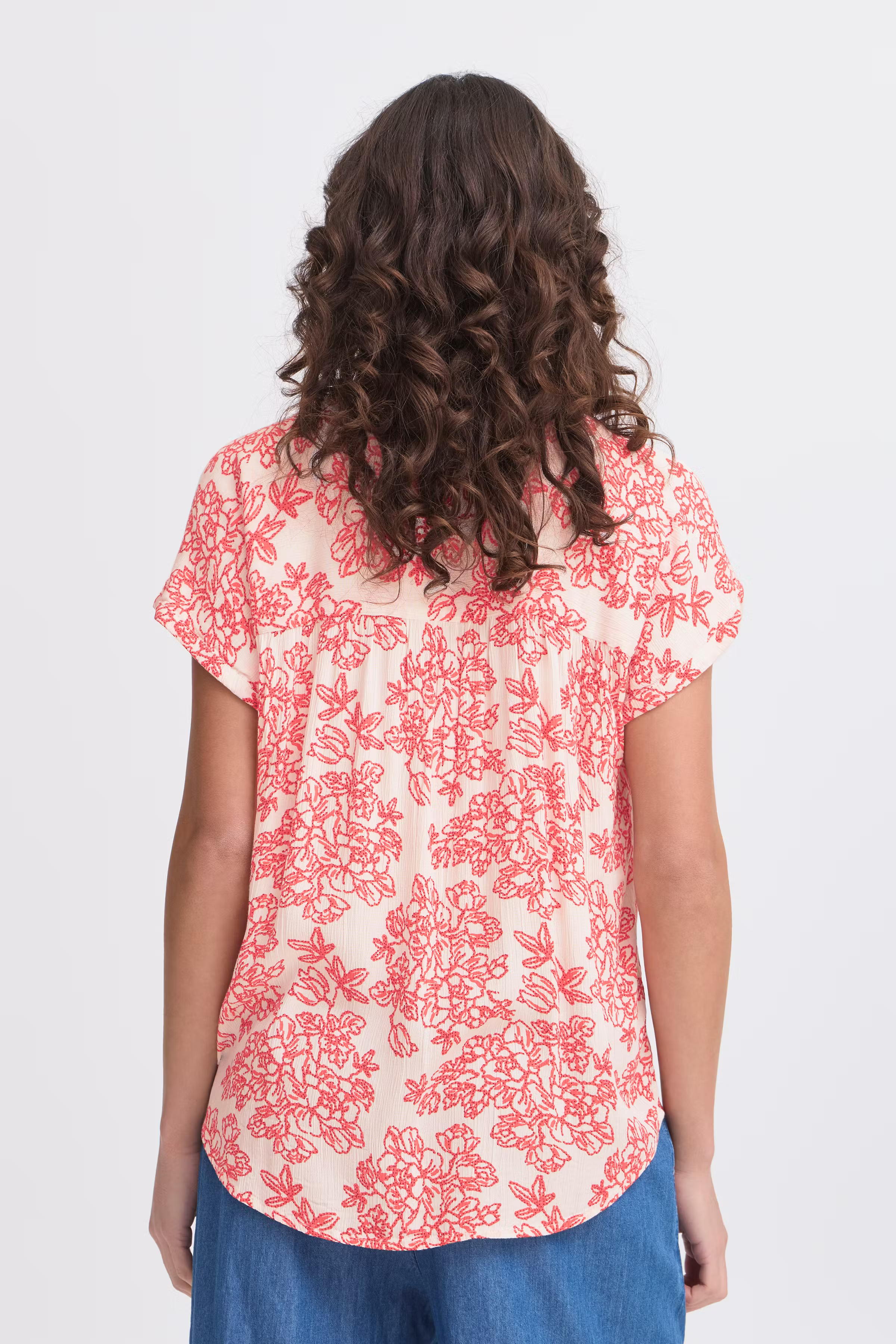 FREASE Blouse LOOKBOOK BACK 20615597-204724