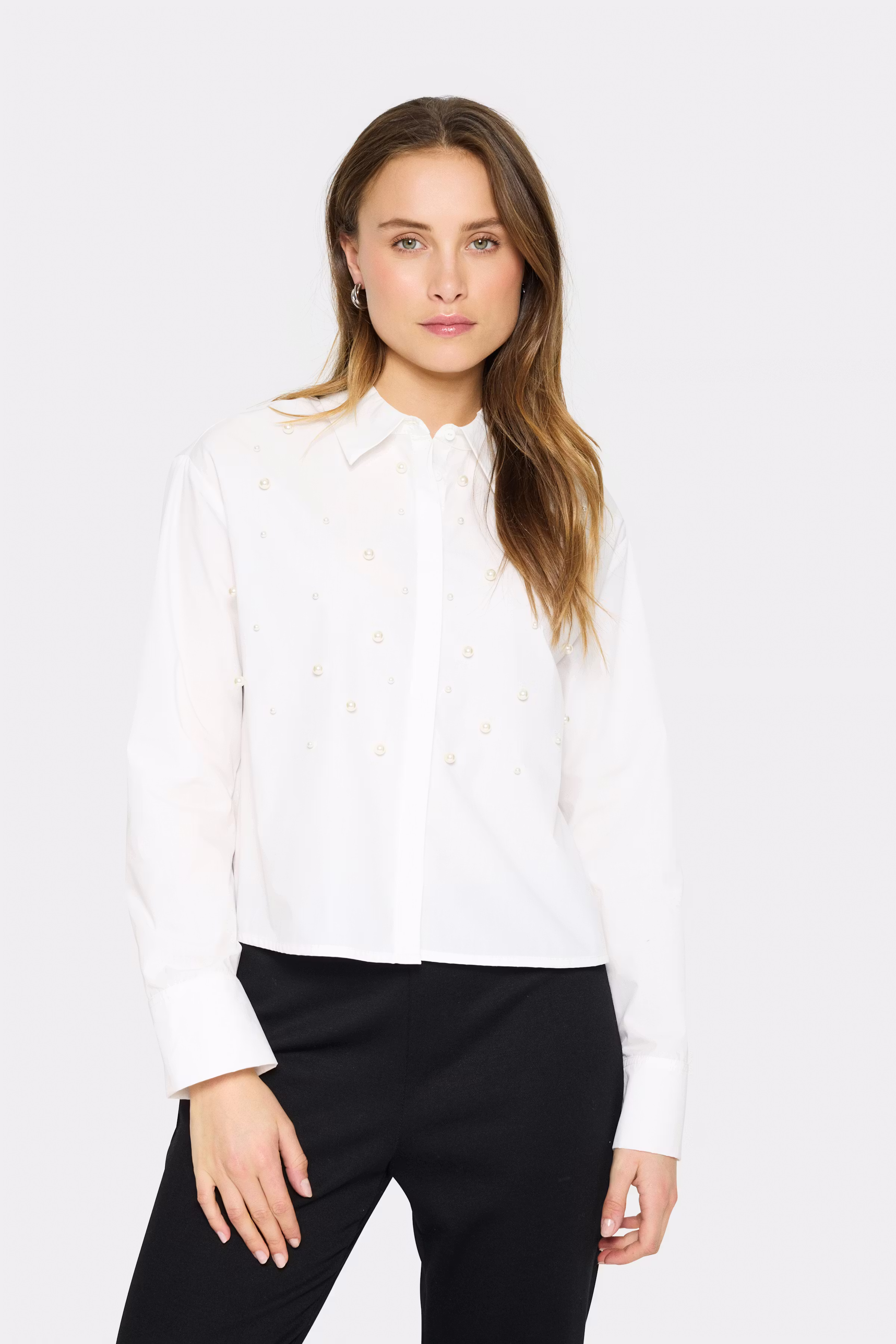 LupinaSZ Skjorta LOOKBOOK FRONT 30514226-110601