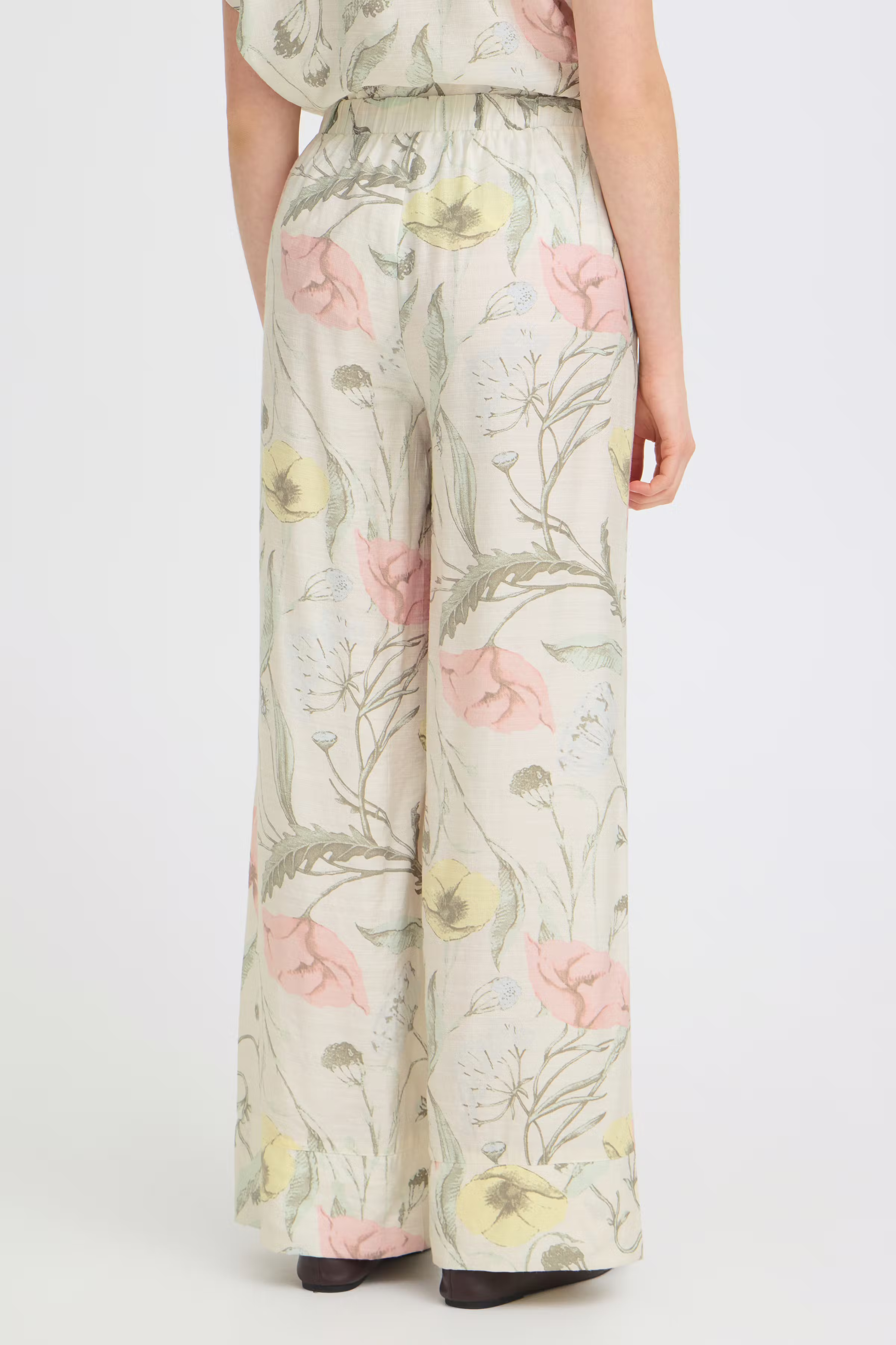 FRARIANA Trousers LOOKBOOK BACK 20617786-900008522