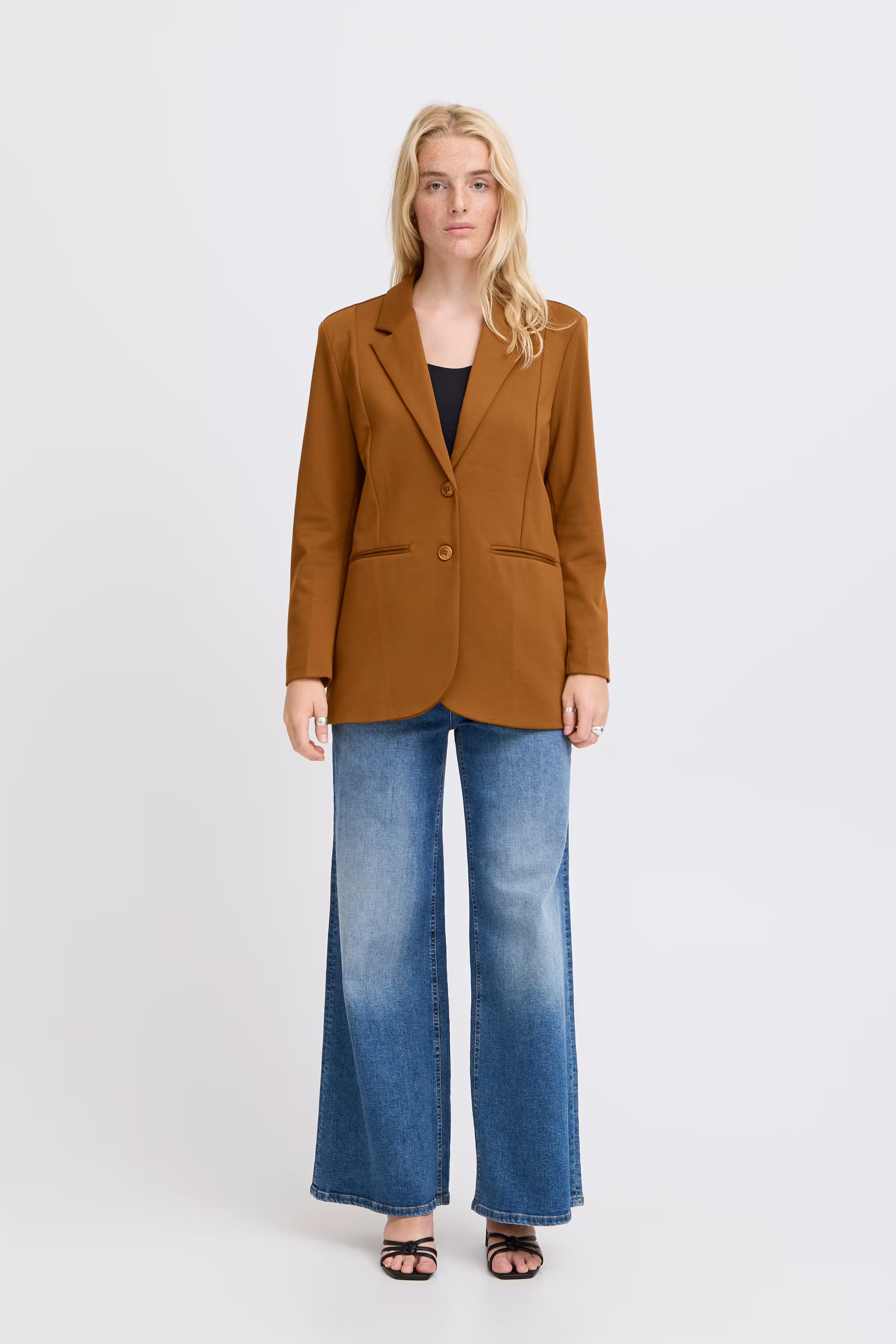 IHKATE OVERSIZE Blazer LOOKBOOK FRONT 20118123-181048