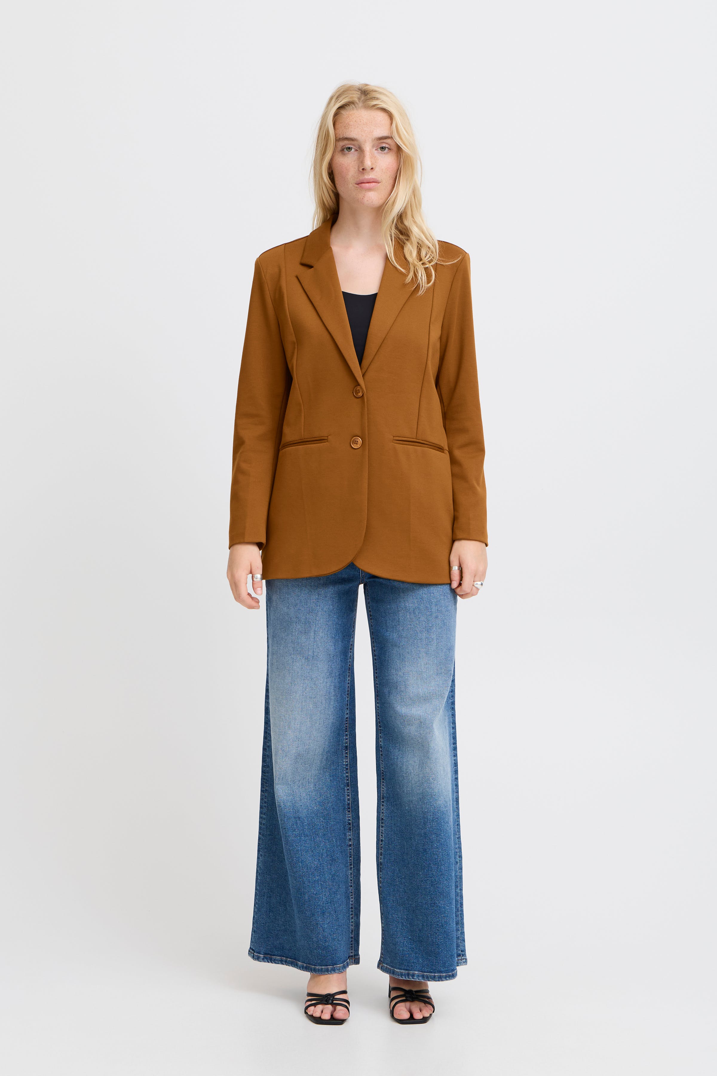 IHKATE OVERSIZE Blazer LOOKBOOK FRONT 20118123-181048