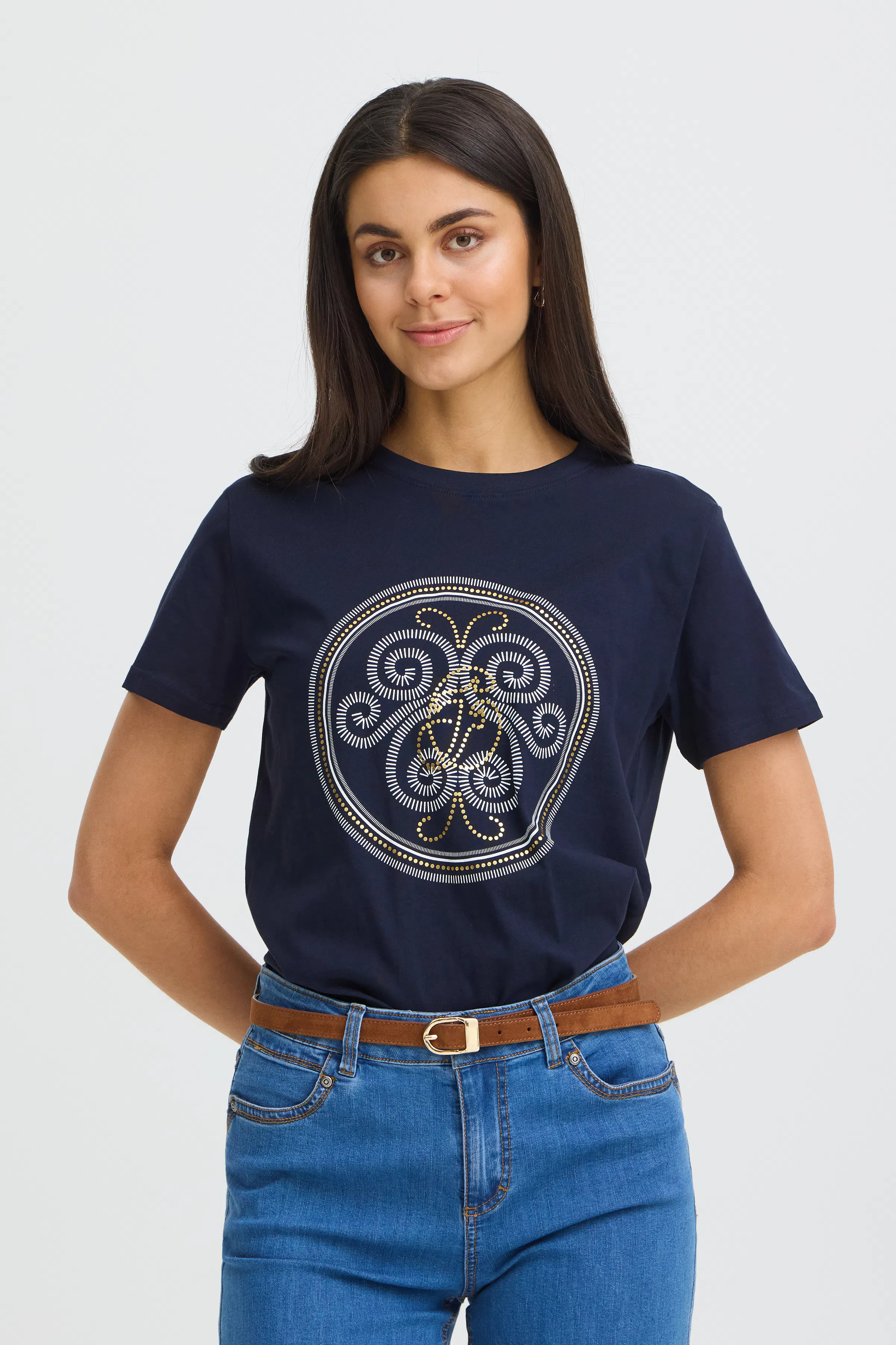 FRZARY T-shirt LOOKBOOK FRONT 20618107-900010321