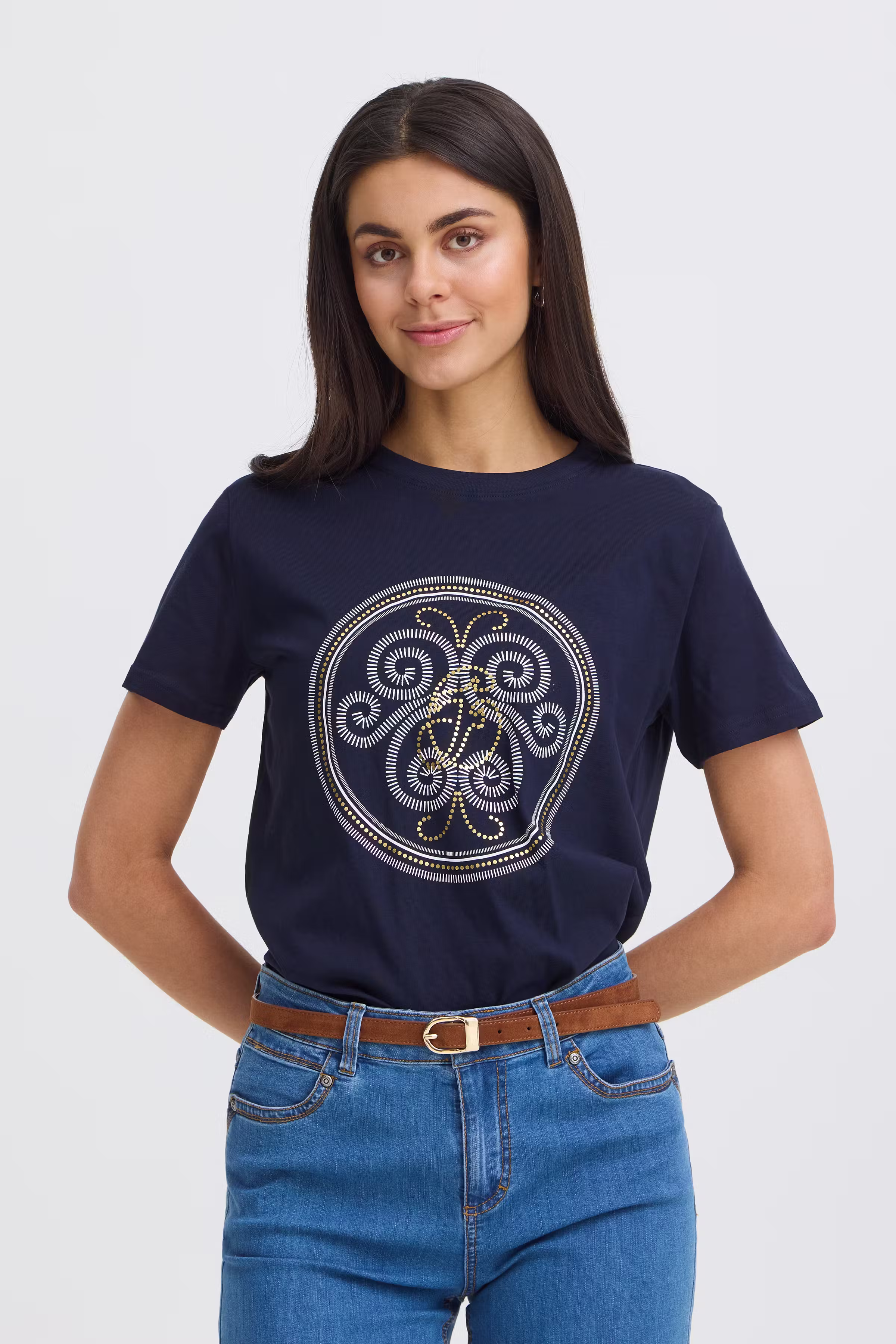 FRZARY T-shirt LOOKBOOK FRONT 20618107-900010321
