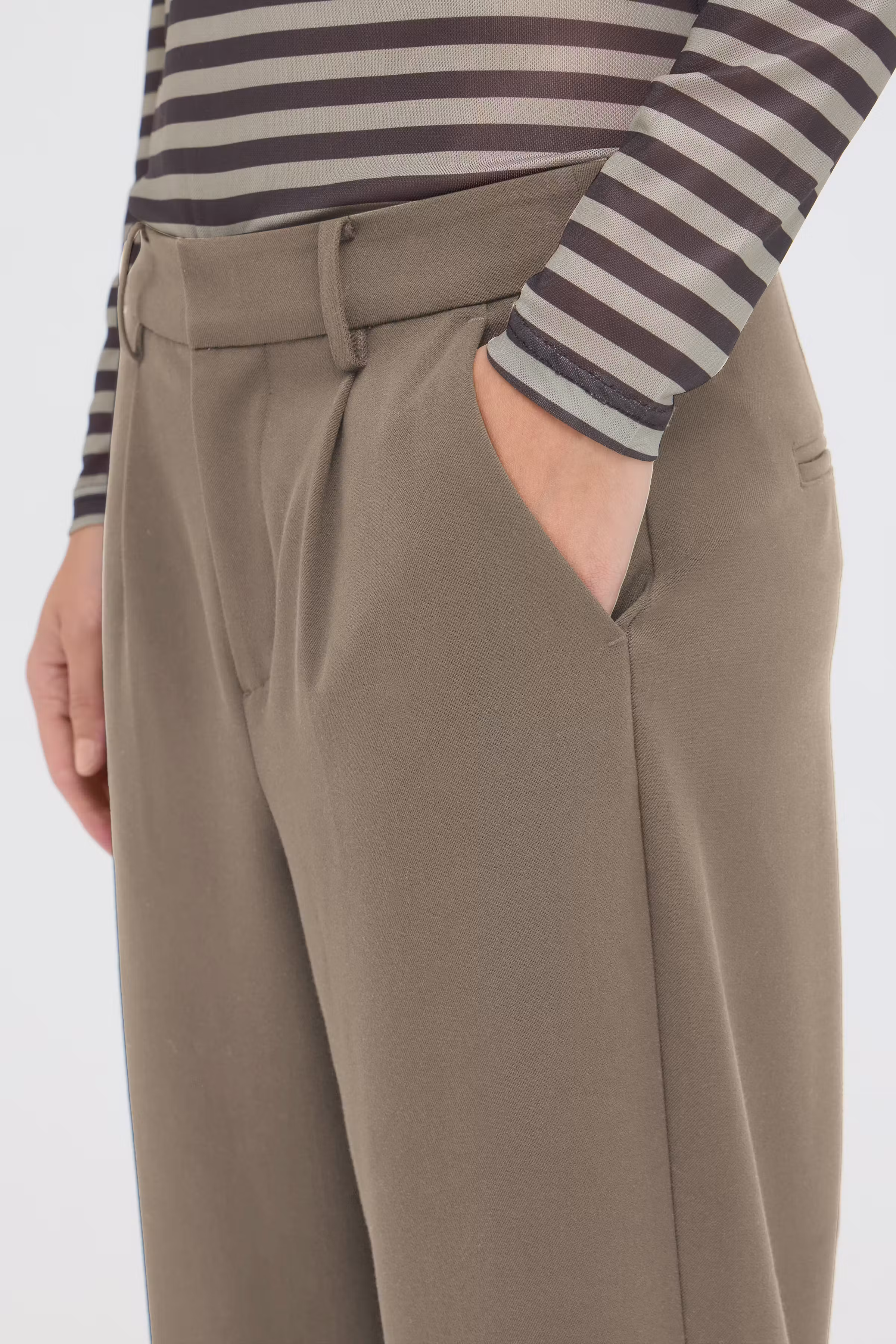 PZLEONORA Broek LOOKBOOK DETAIL 50211200-181112