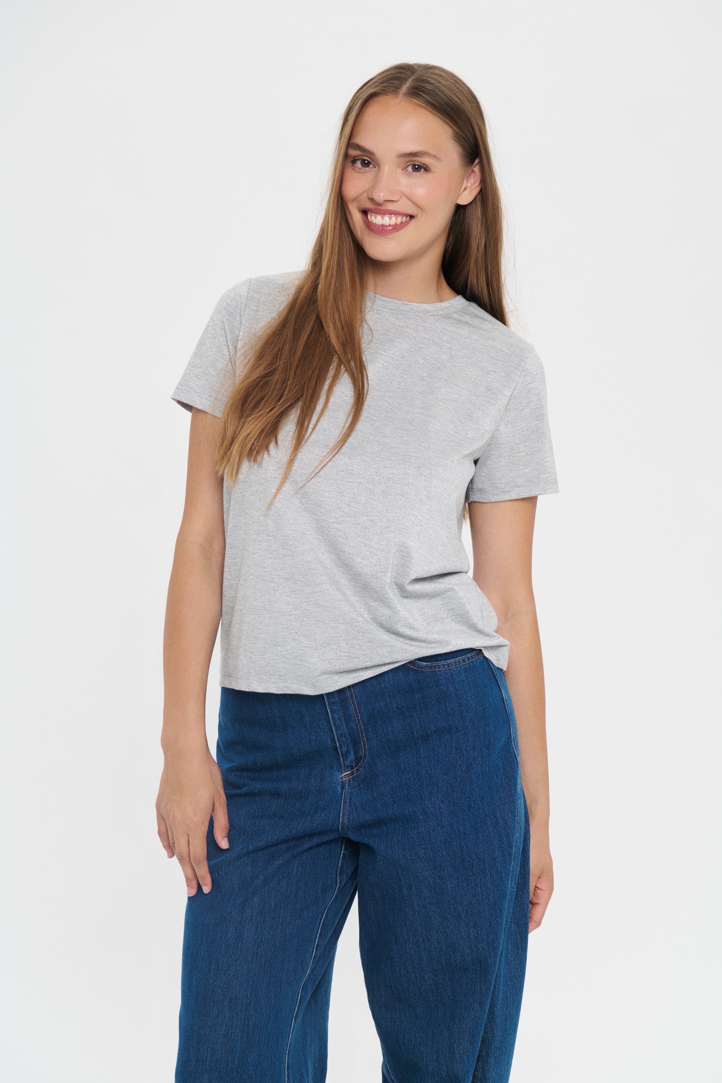 HagaSZ T-shirt LOOKBOOK FRONT 30513828-1541011