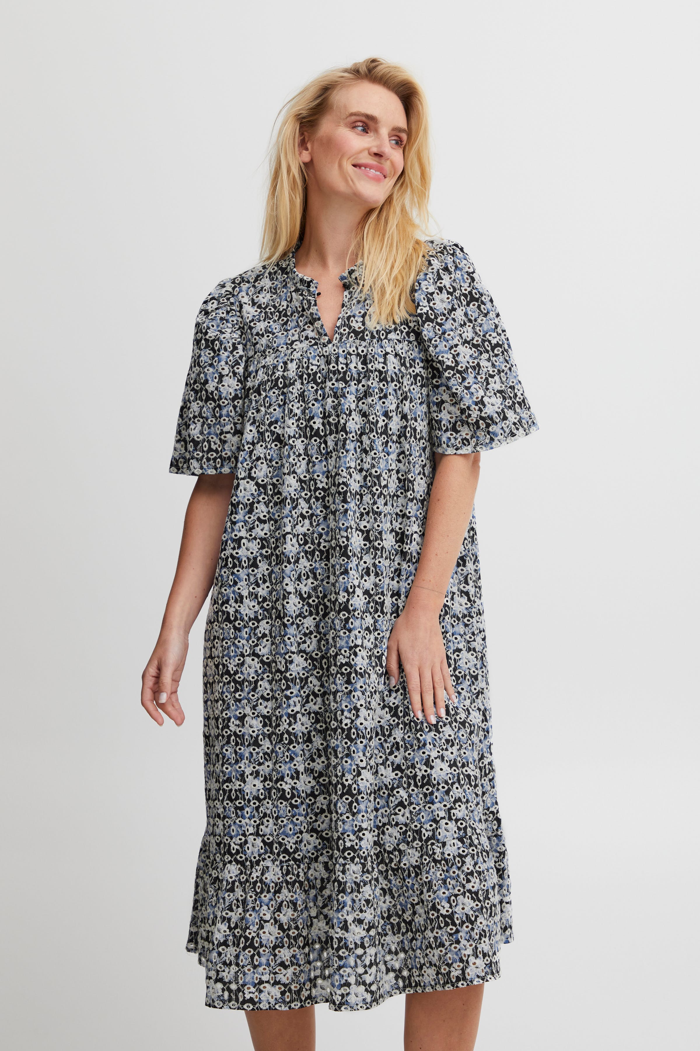 PZMIRANDA Klänning LOOKBOOK FRONT 50207345-200143