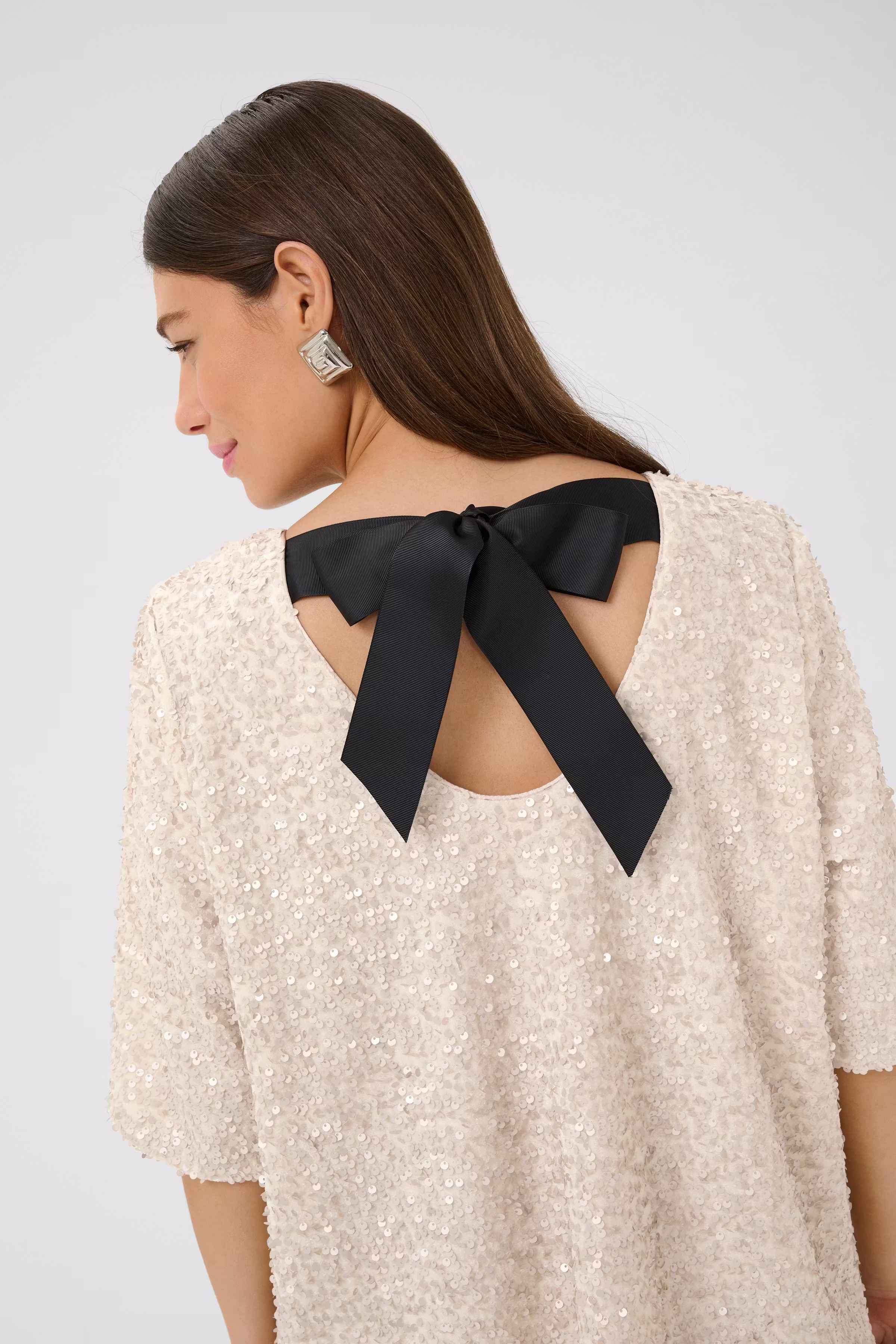 CUnali Paillettenkleid LOOKBOOK DETAIL 50112510-120304