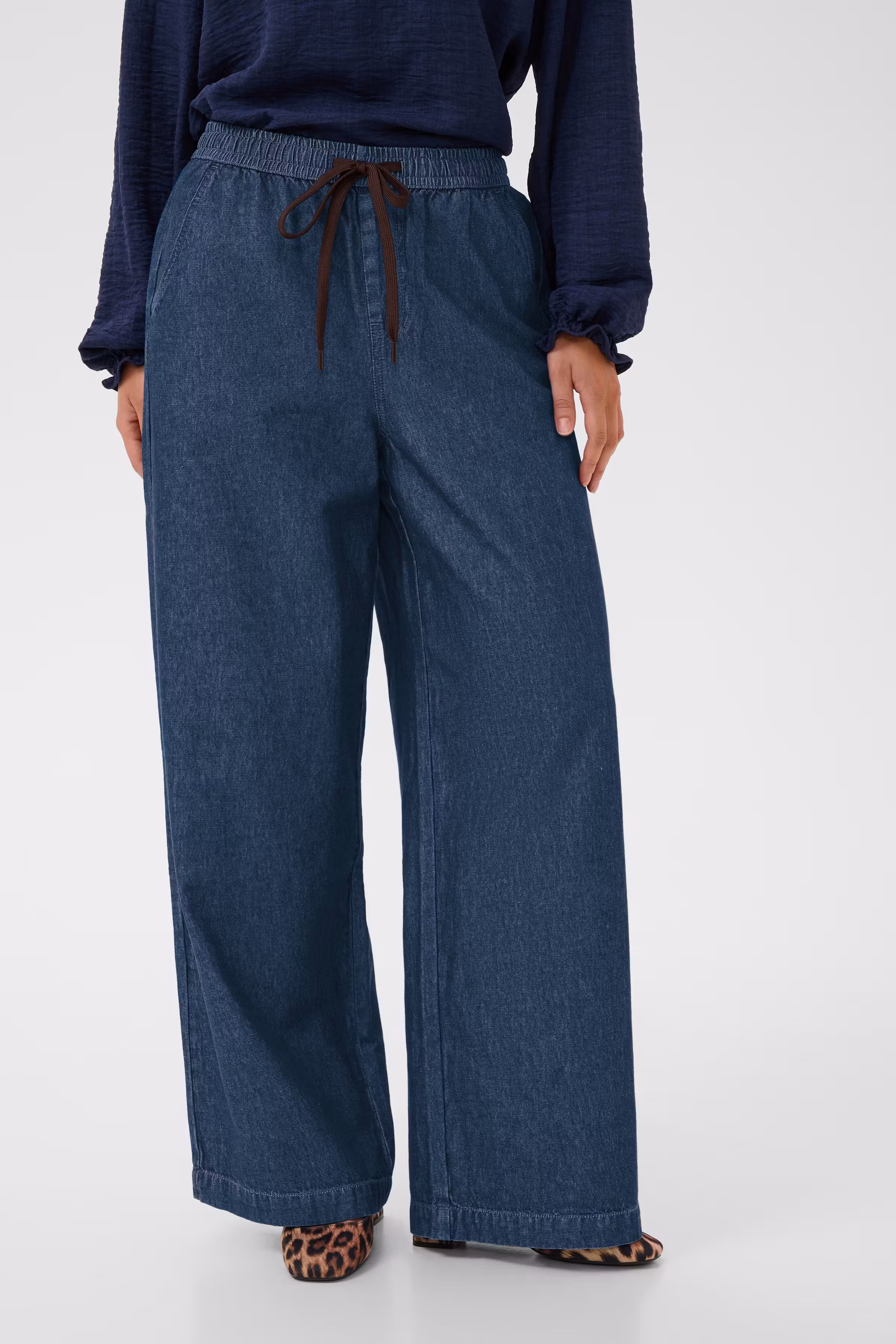 BPnikita Broek LOOKBOOK FRONT 40200236-102272