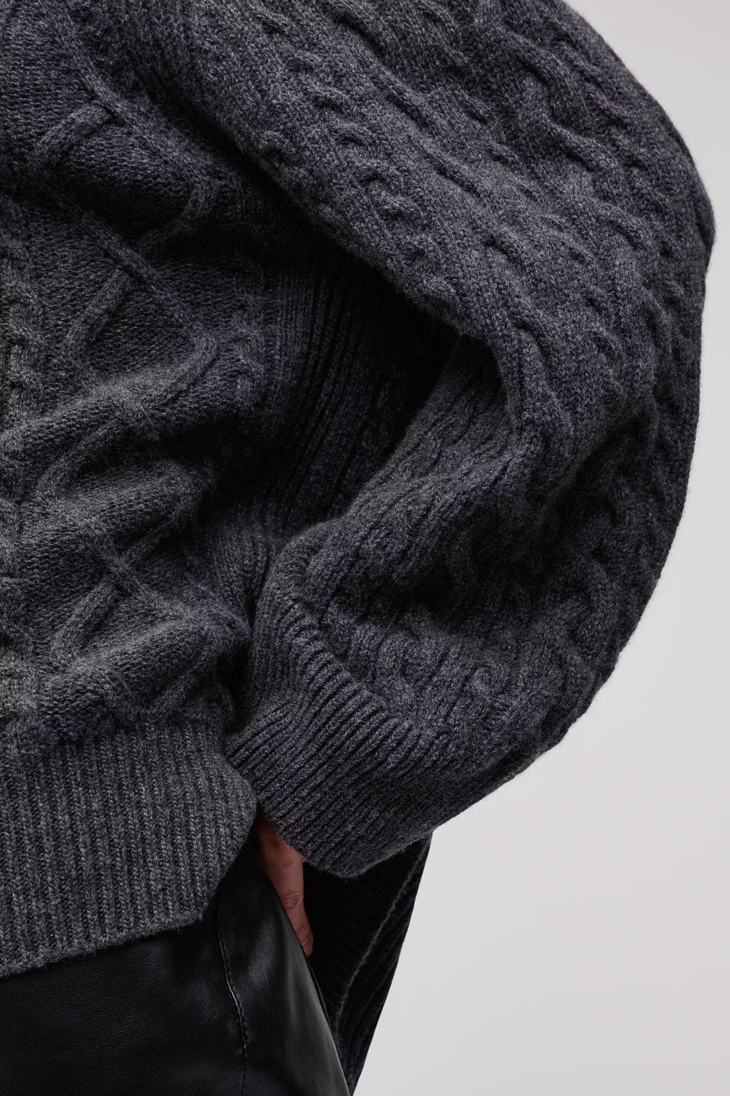 KLARINA Pullover LOOKBOOK DETAIL 30600377-GY949