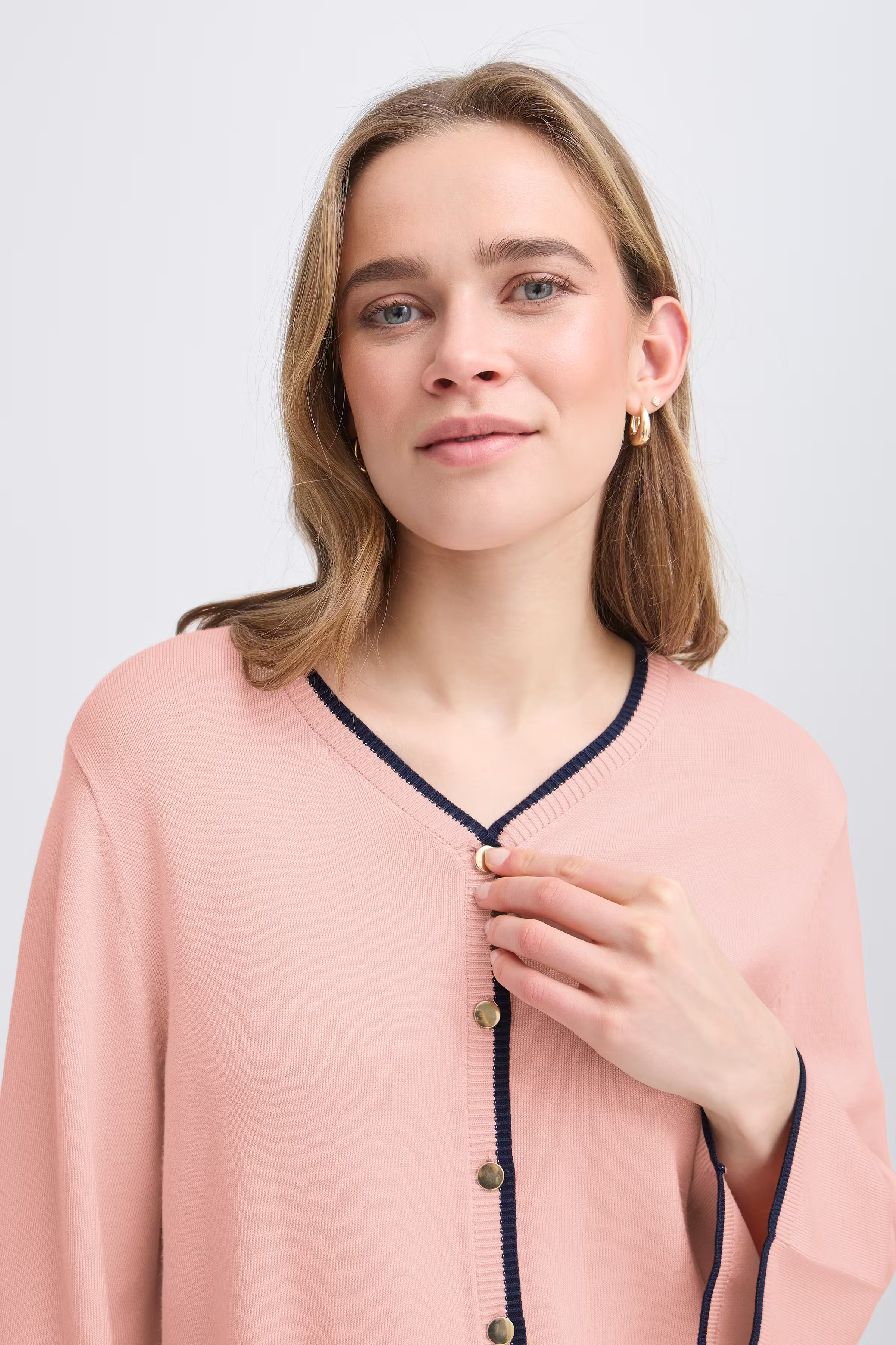 FRCONTRAST Cardigan LOOKBOOK DETAIL 20616245-141506