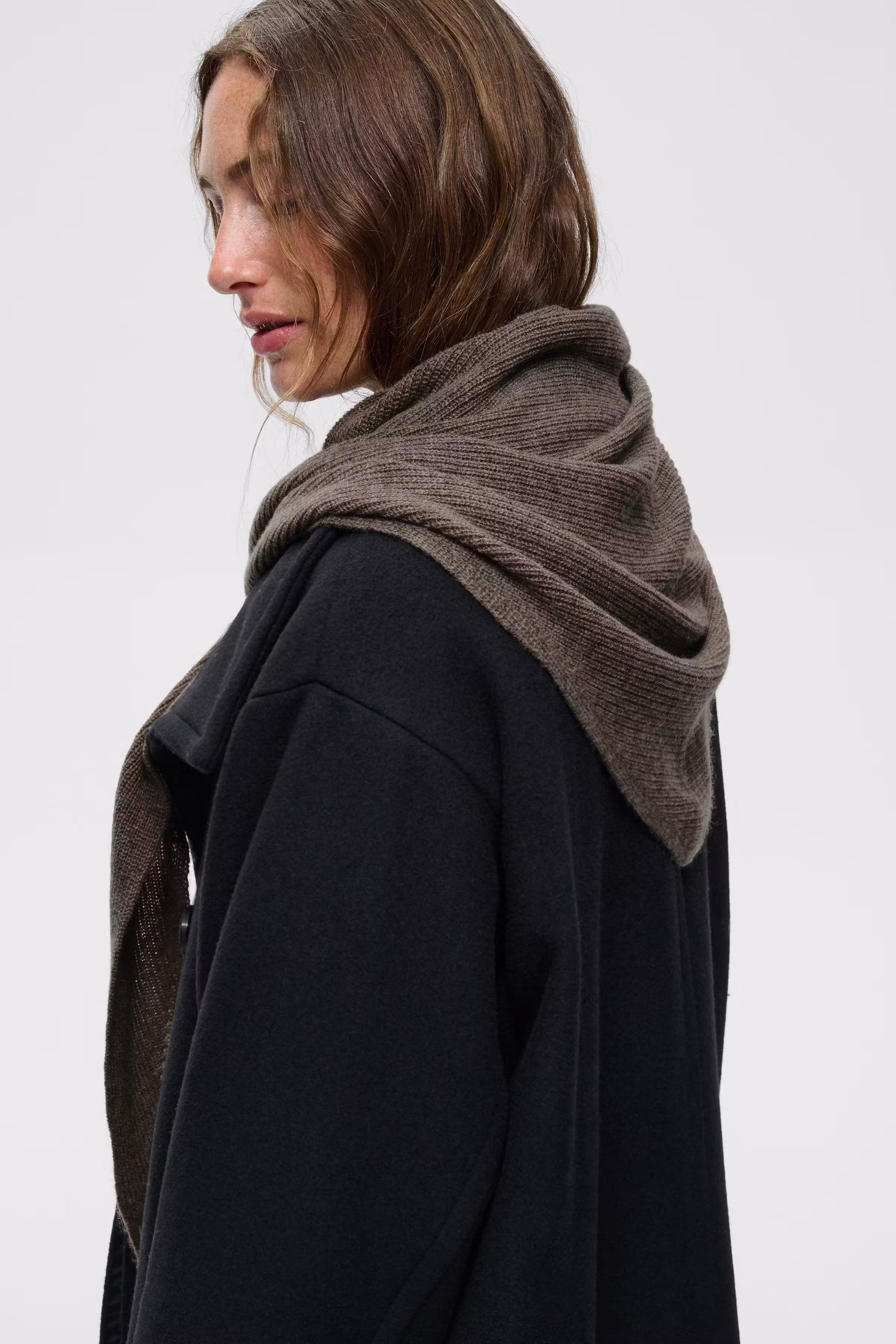 MAEIW Tuch LOOKBOOK DETAIL 30113250-191109
