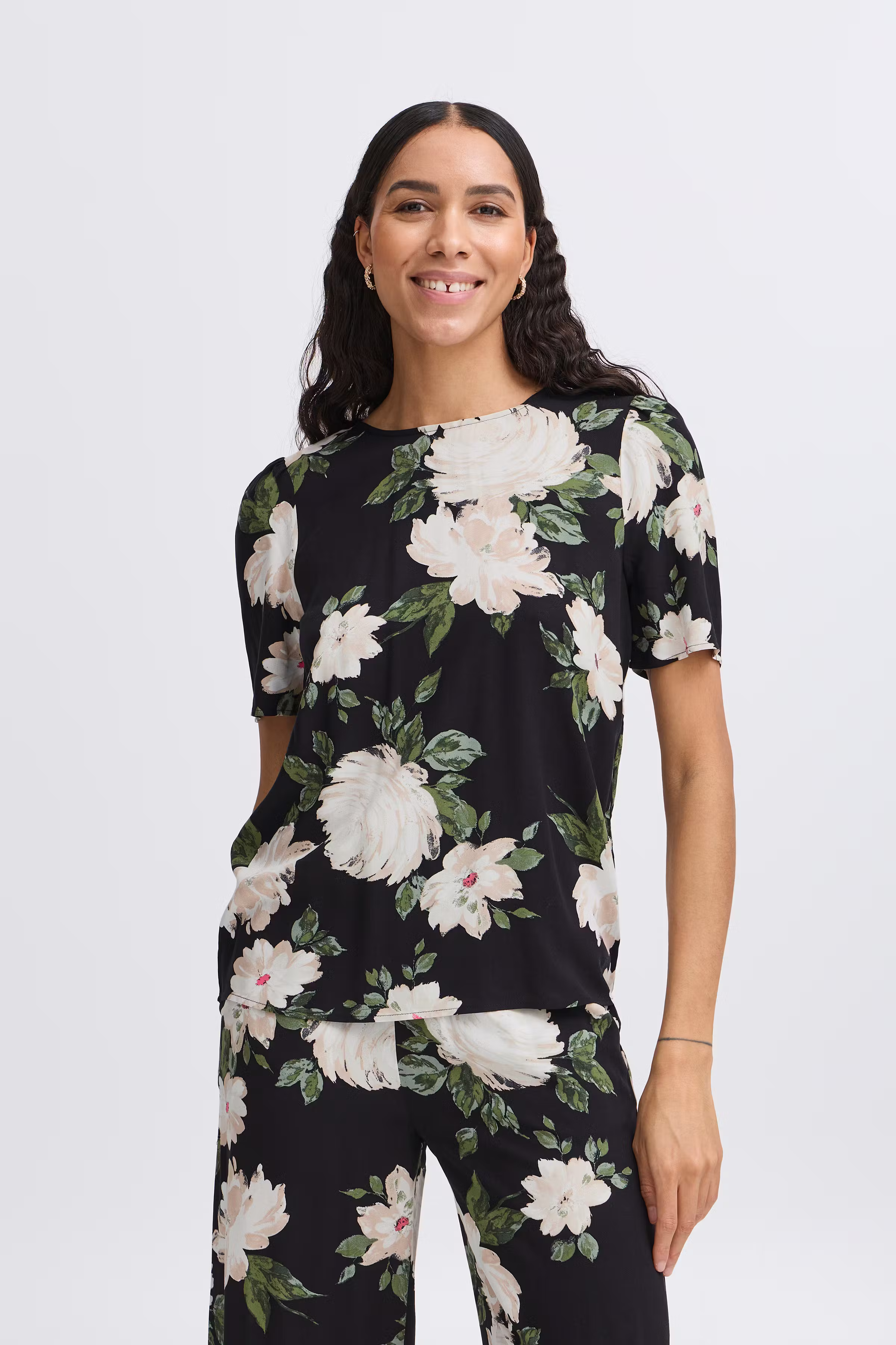 BYMMJOELLA Bluse LOOKBOOK FRONT 20811222-204595