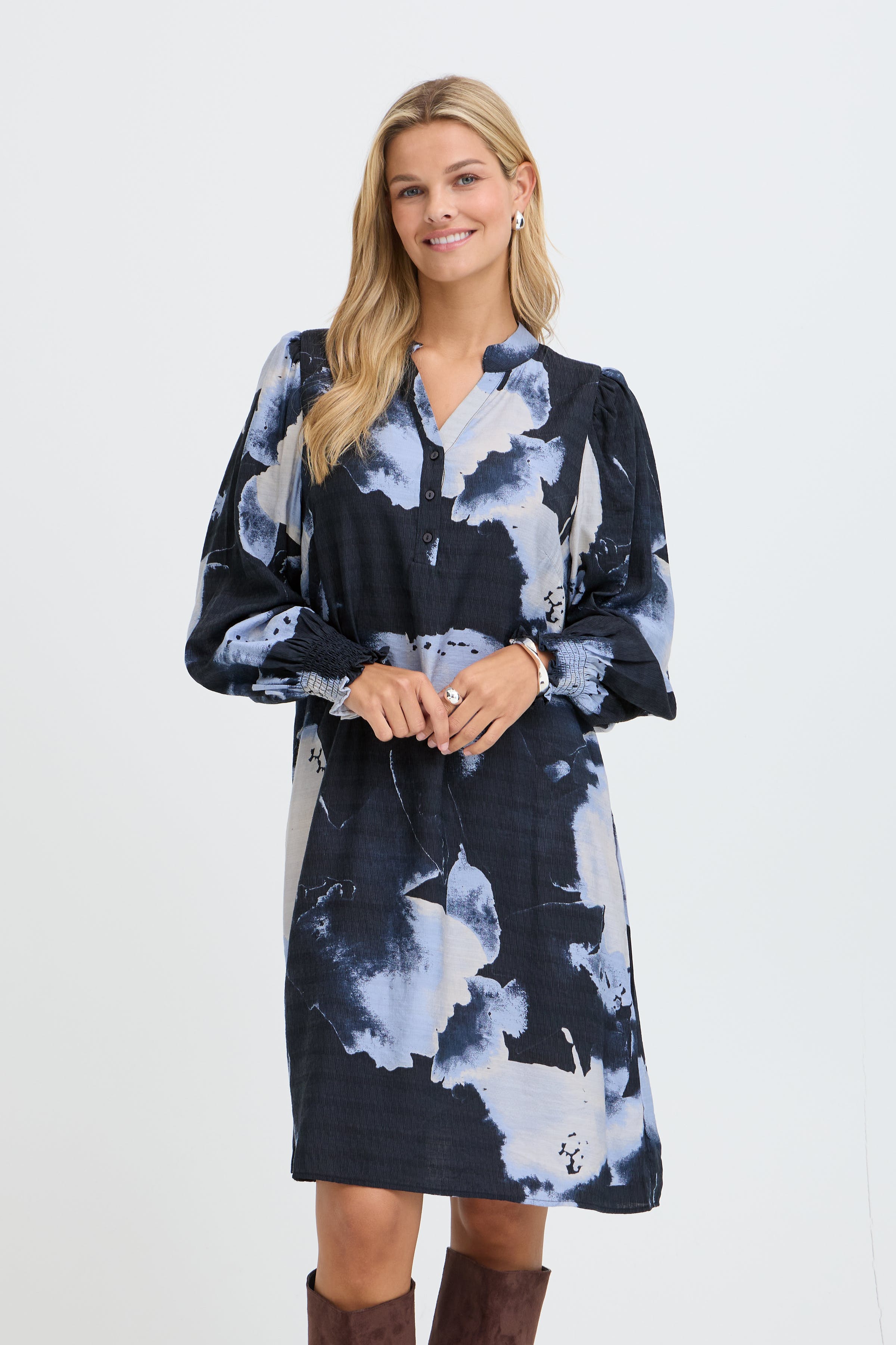 FRARIANA Klänning LOOKBOOK FRONT 20616227-900016612