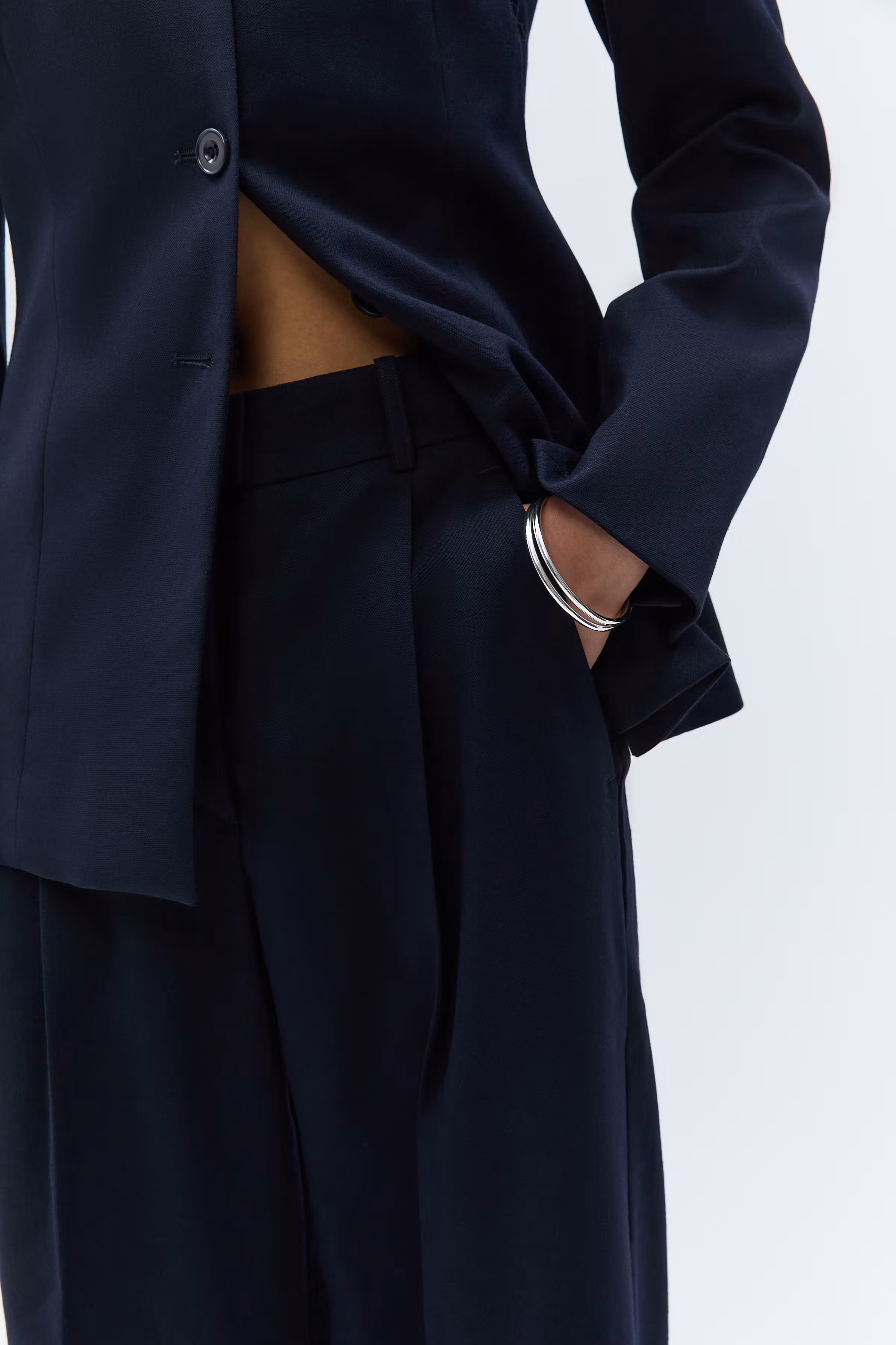 IOPedra Pants LOOKBOOK DETAIL 30600011-BL900