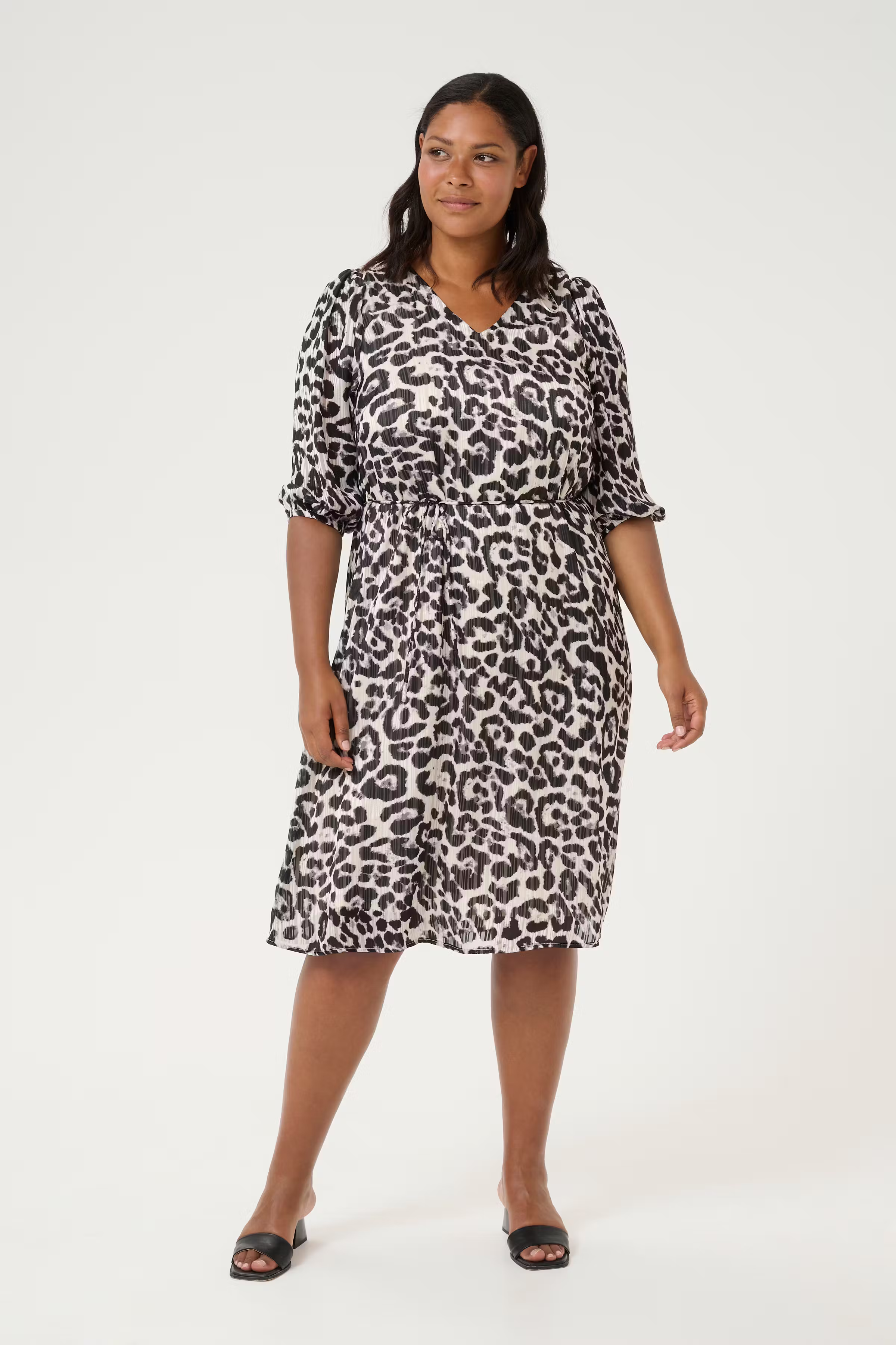 KCsaphia Luipaardjurk LOOKBOOK FRONT 10582872-106818