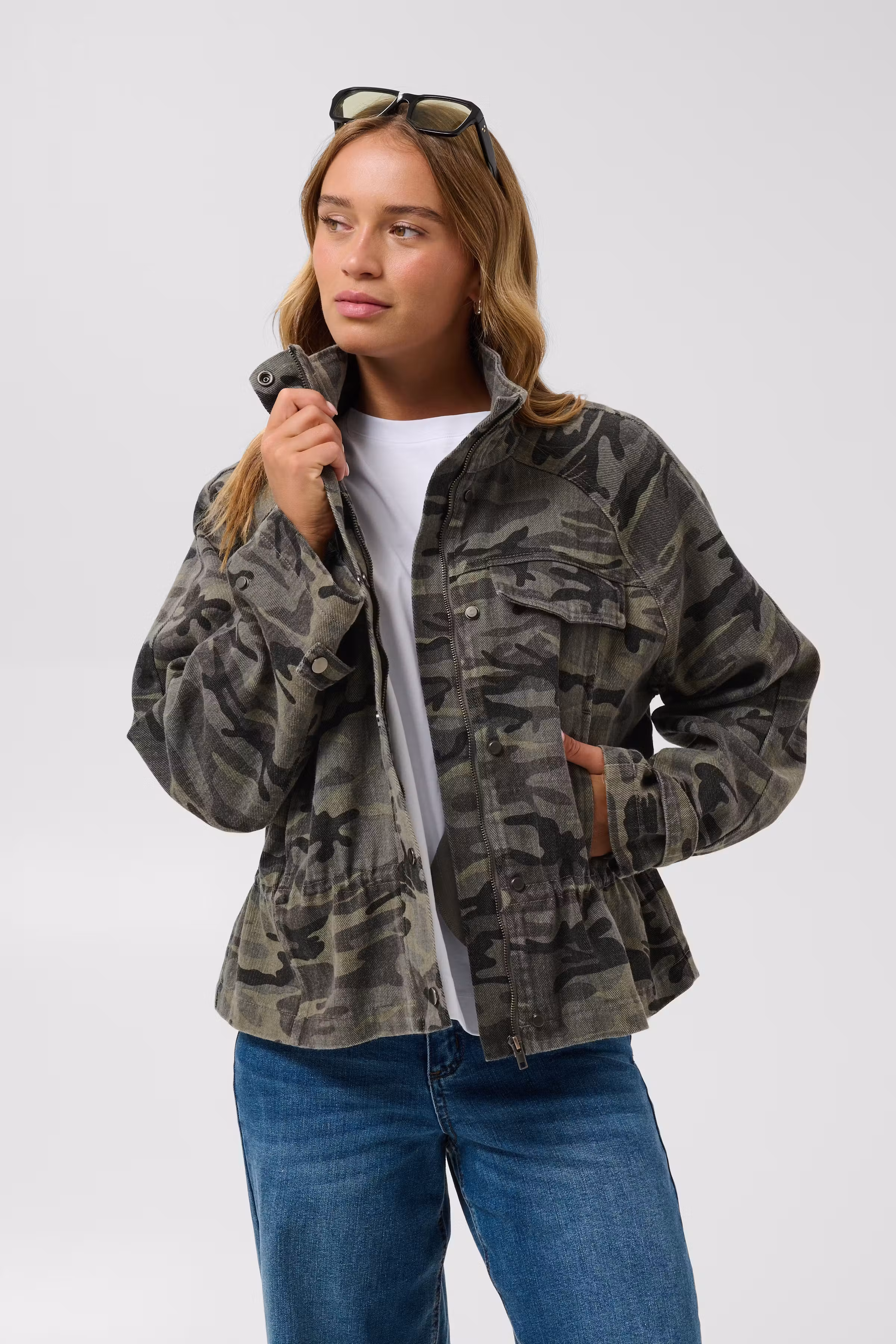 KAlilana Causal jas LOOKBOOK FRONT 10513243-1000966
