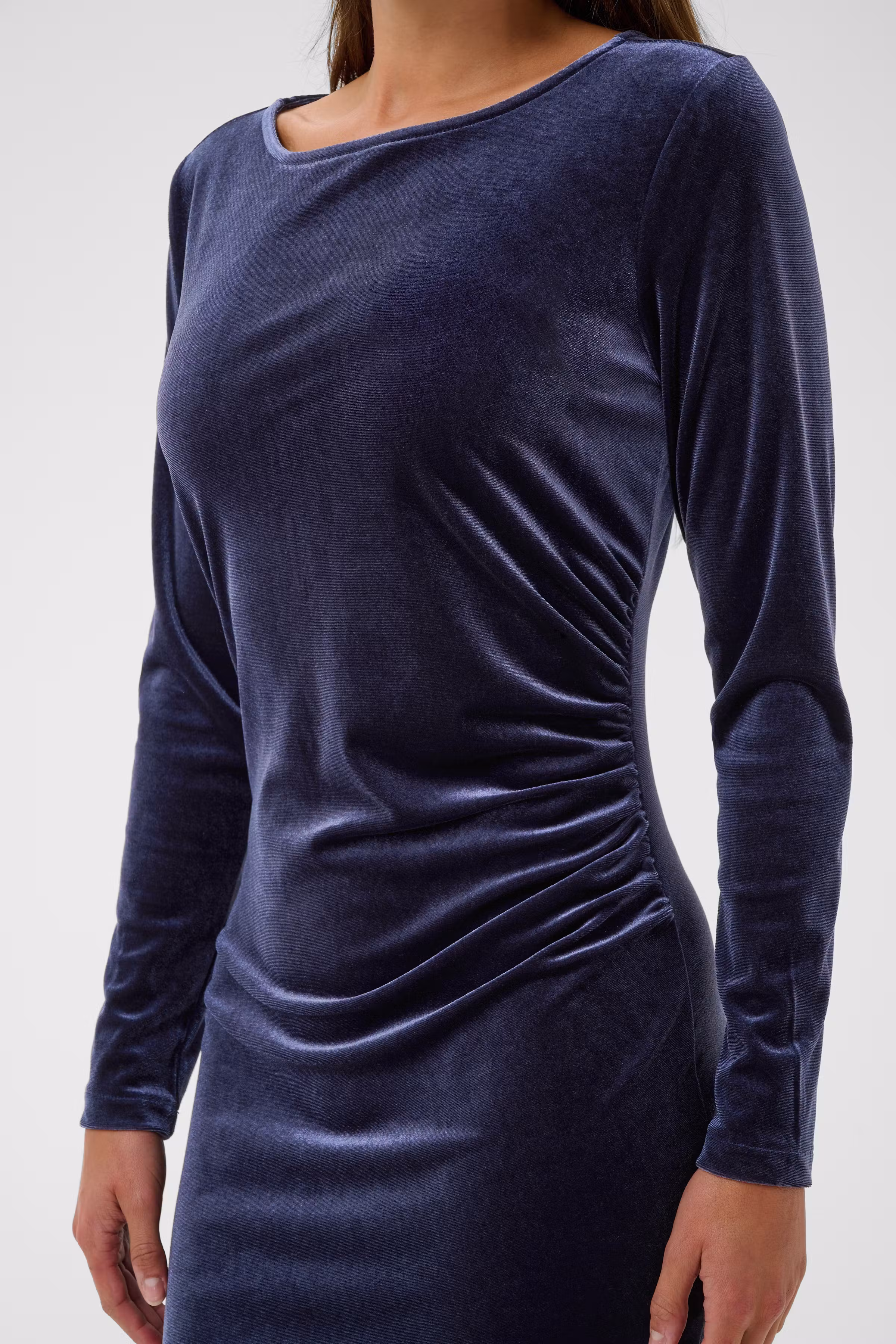 MaryannSZ Velours Jurk LOOKBOOK DETAIL 30515017-193924