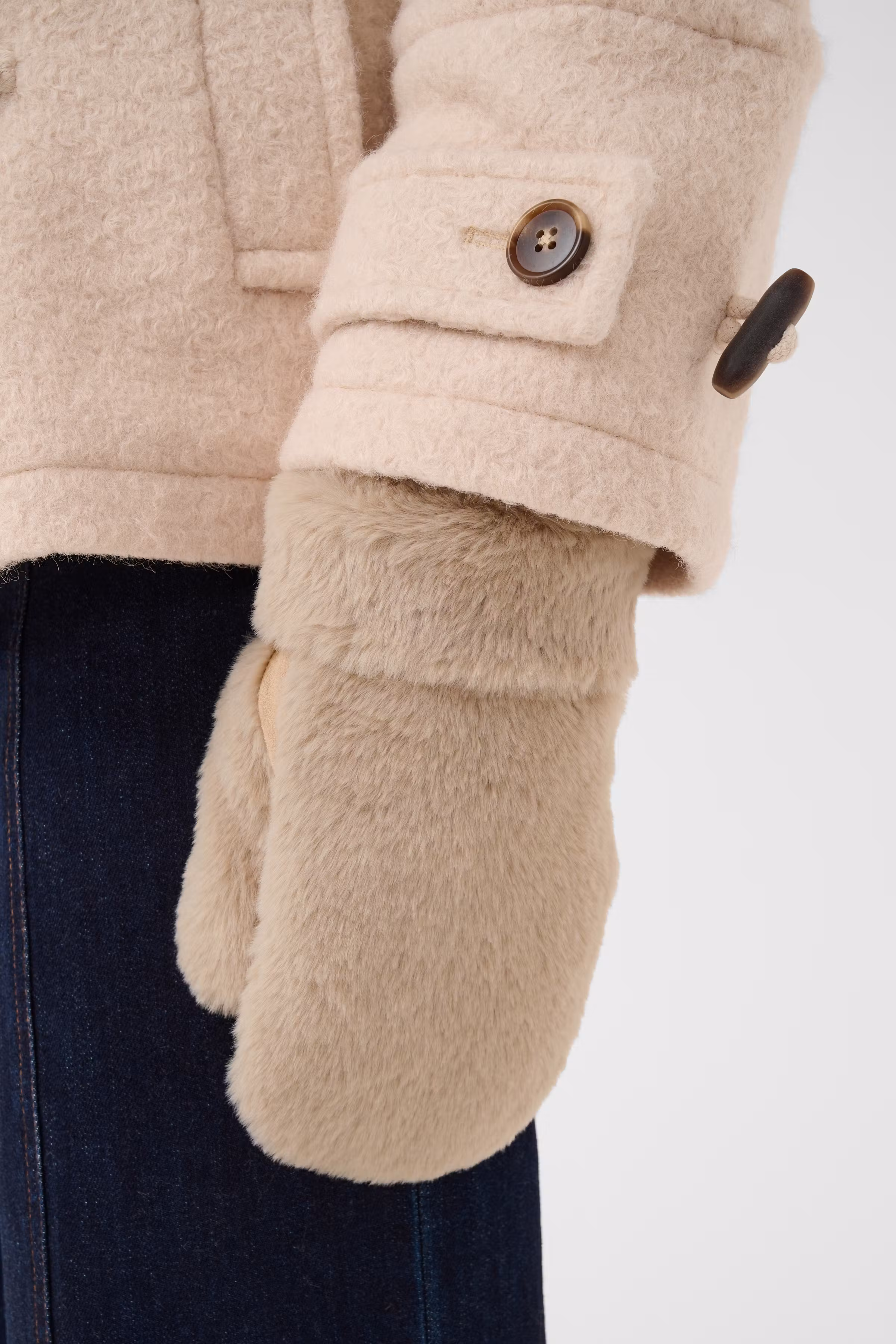 NaolaSZ Gloves LOOKBOOK DETAIL 30515223-151306