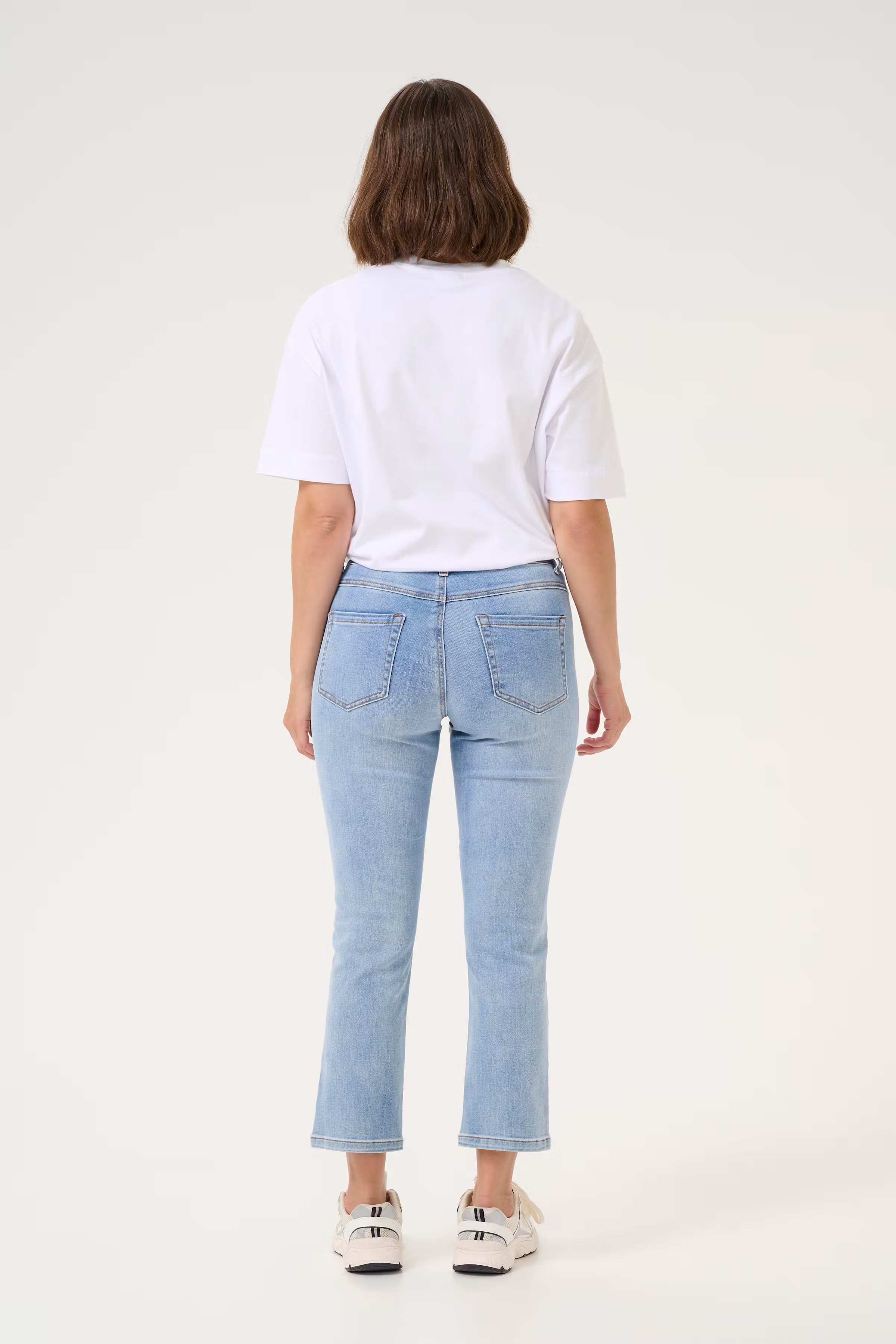 KAsinem Cropped Jeans LOOKBOOK BACK 10506133-101012