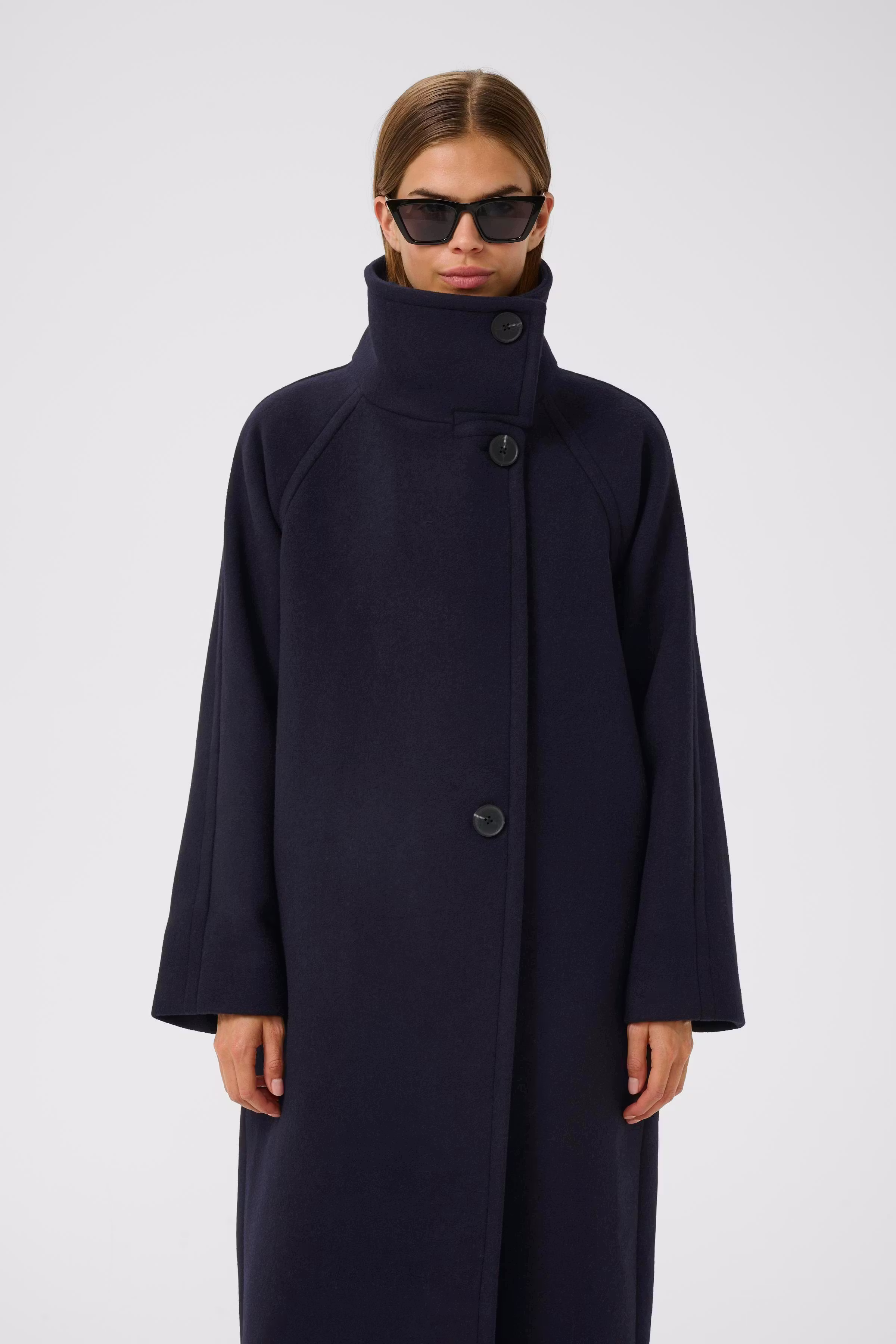 ThoraIW Collar Kåpe LOOKBOOK FRONT 30111083-300005
