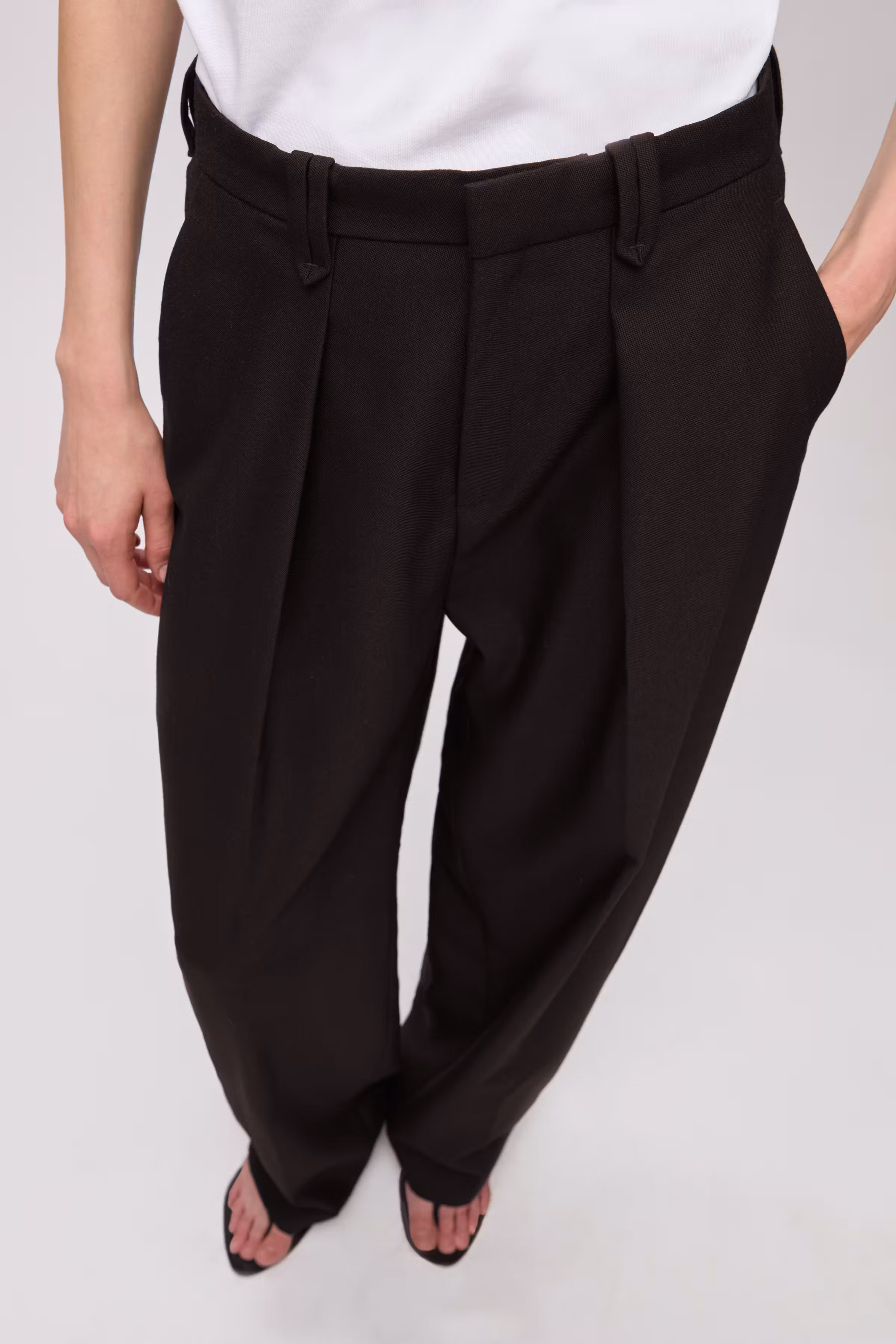IOPinta Trousers LOOKBOOK FRONT 30600133-BR291