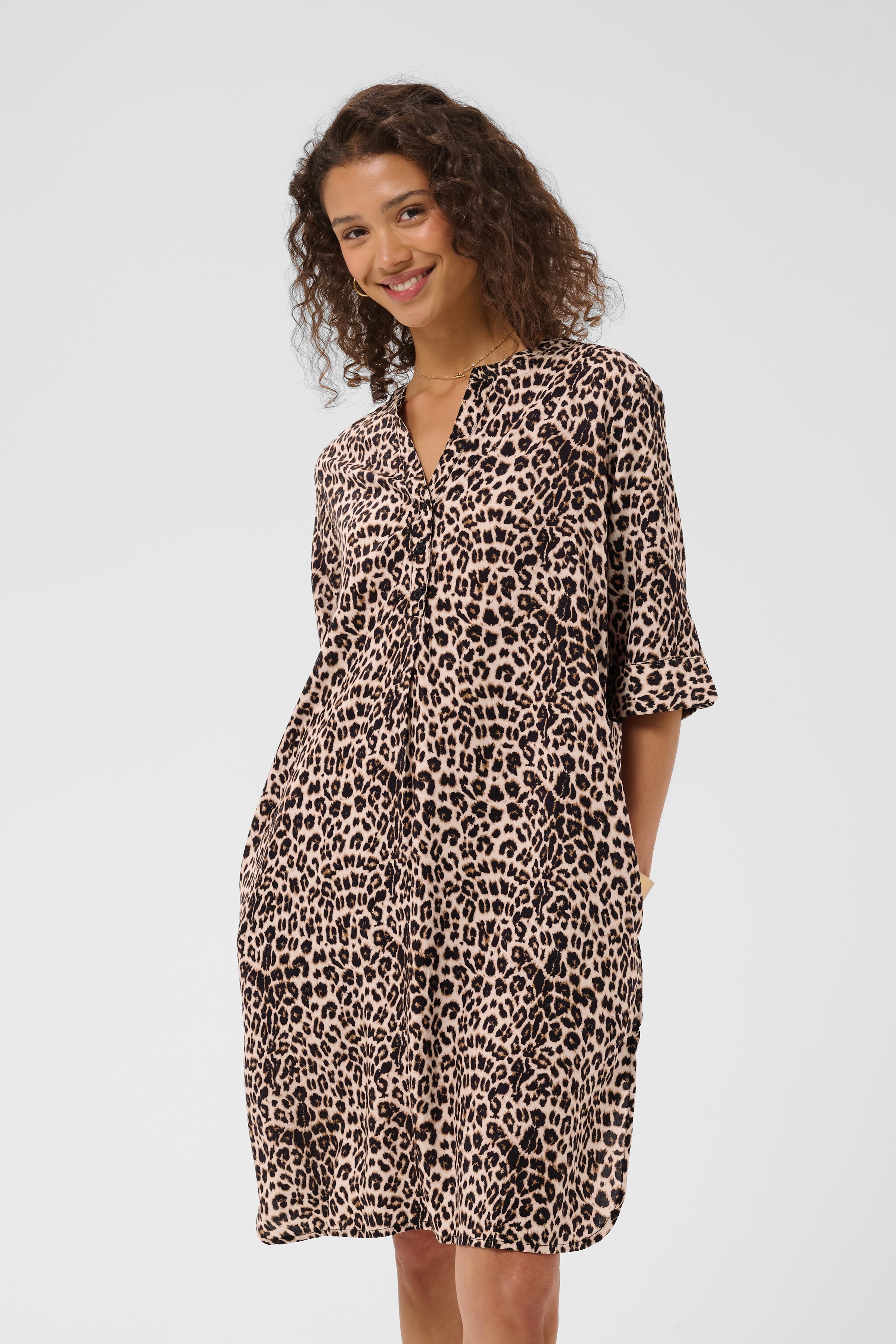 CRTiah Leopard kleid LOOKBOOK FRONT 10613379-103779