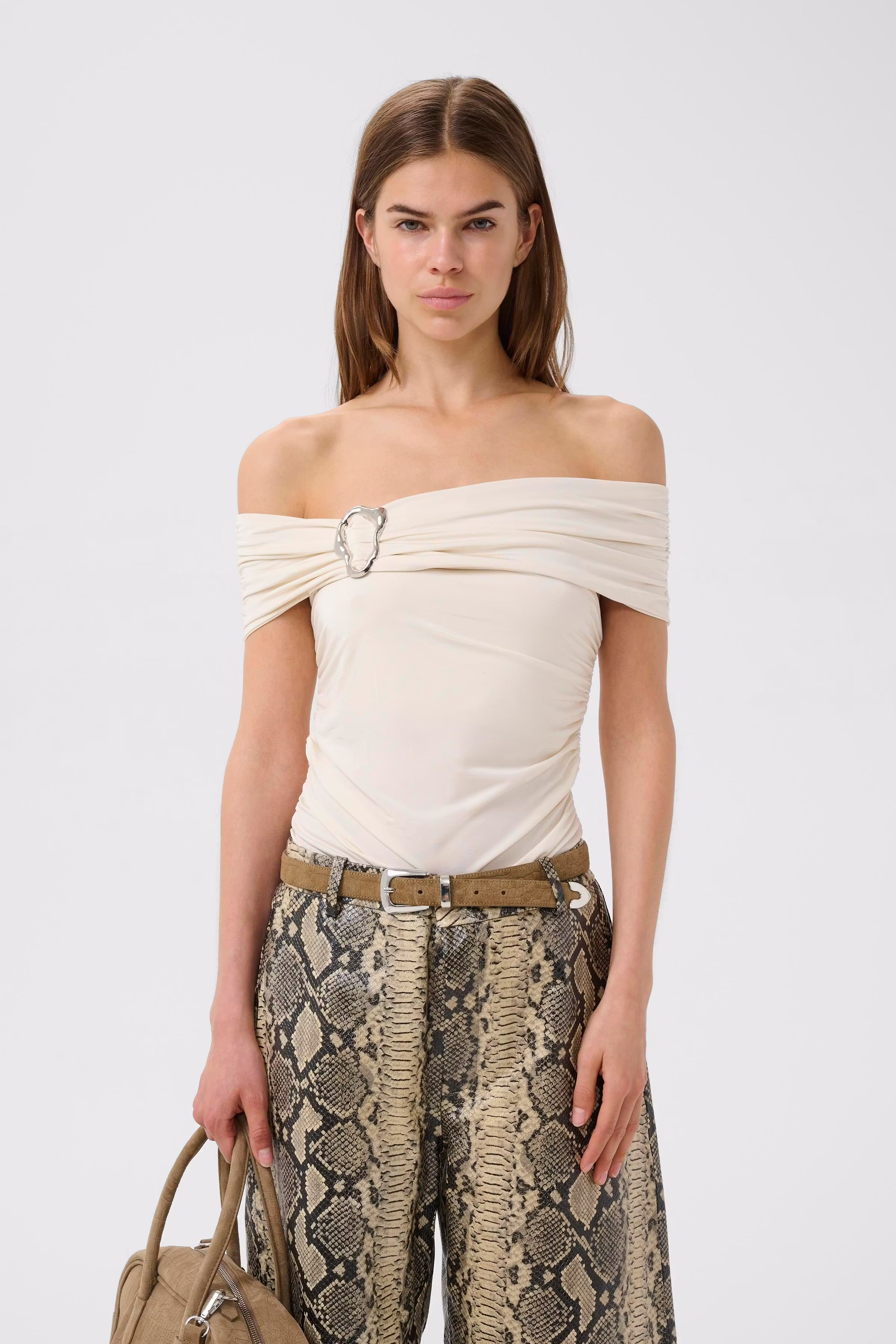 GZlaily Blouse LOOKBOOK FRONT 10911093-110103