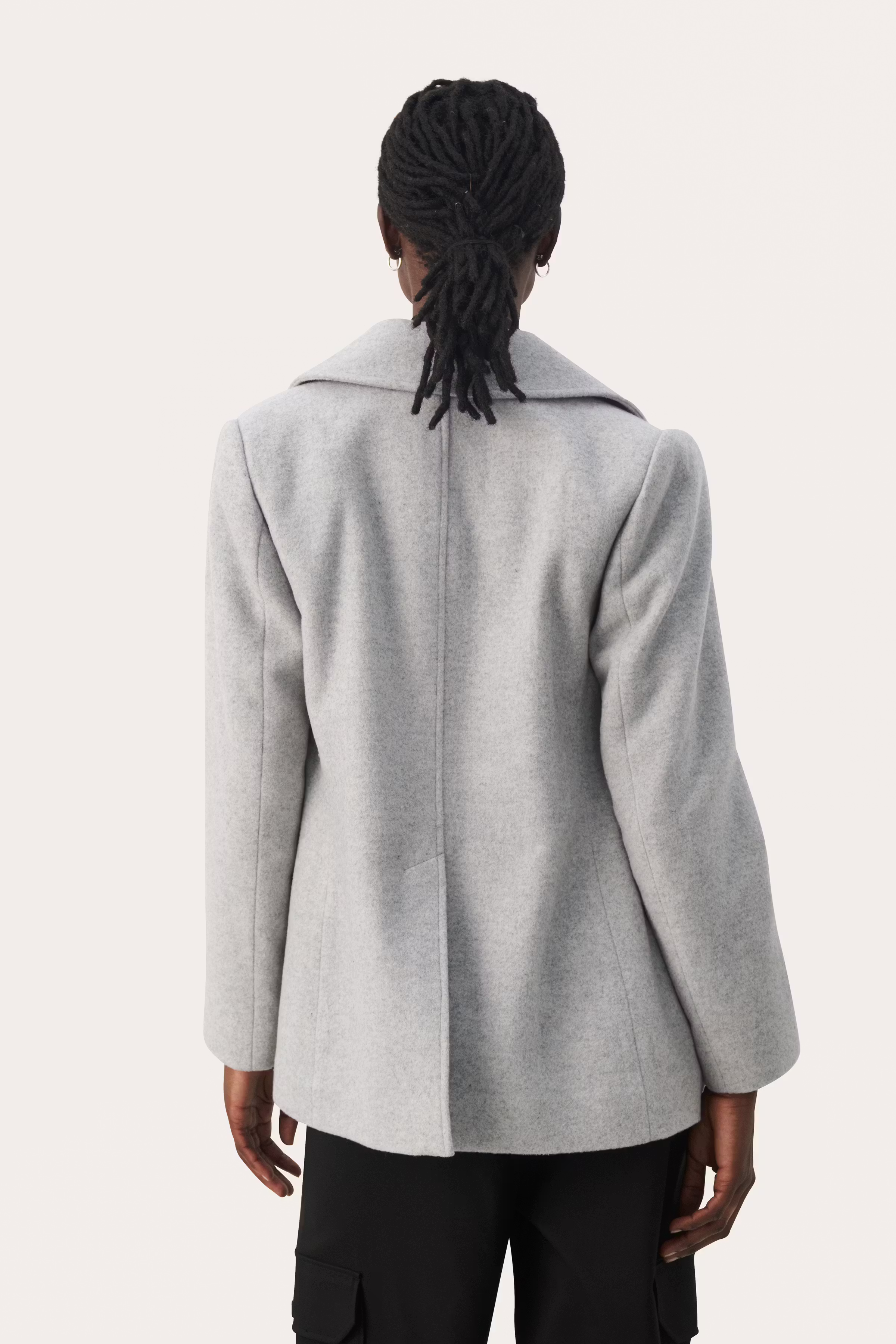 LekiasPW Mantel LOOKBOOK BACK 30309026-1541011