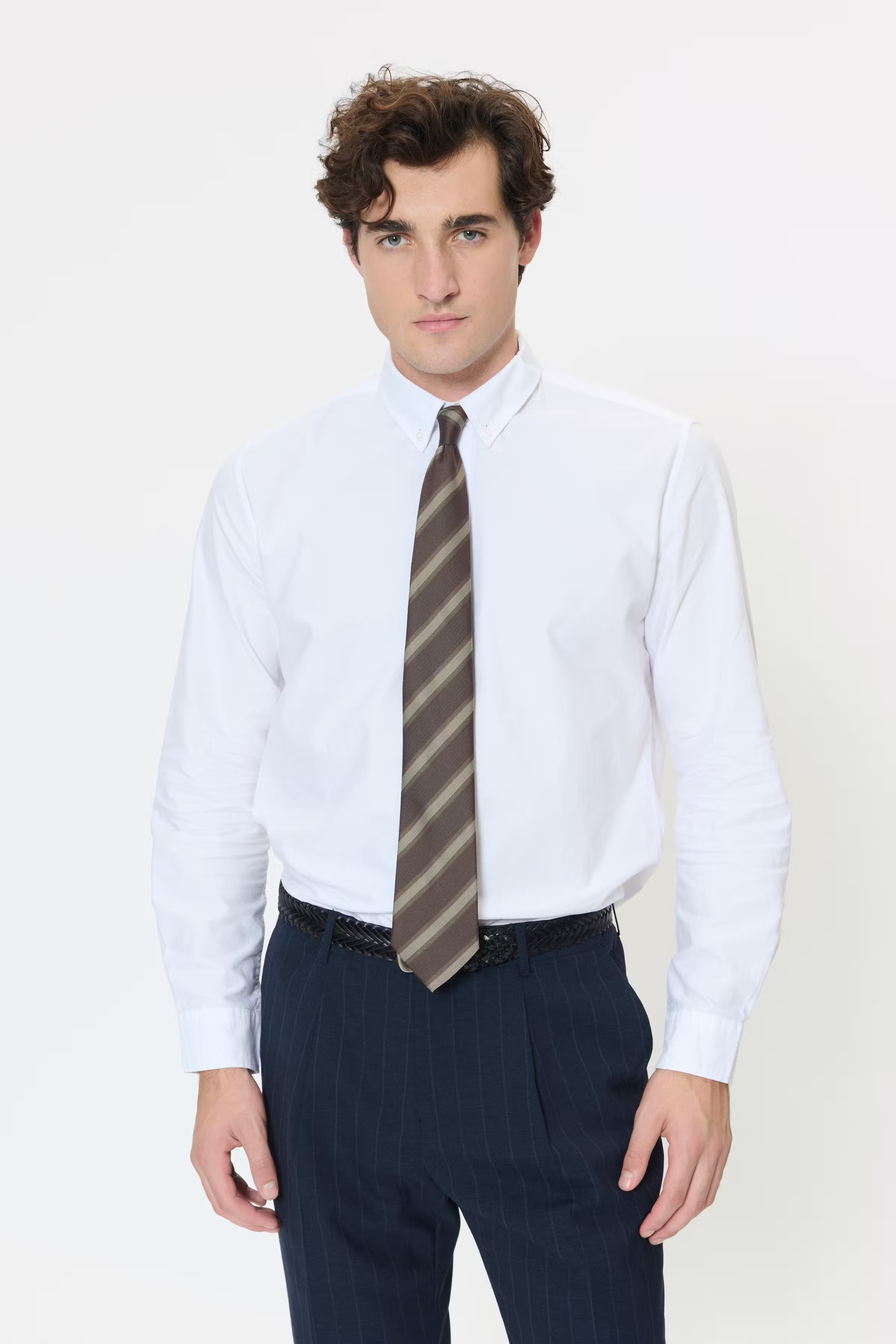 MAtie Tie LOOKBOOK FRONT 30208732-190912