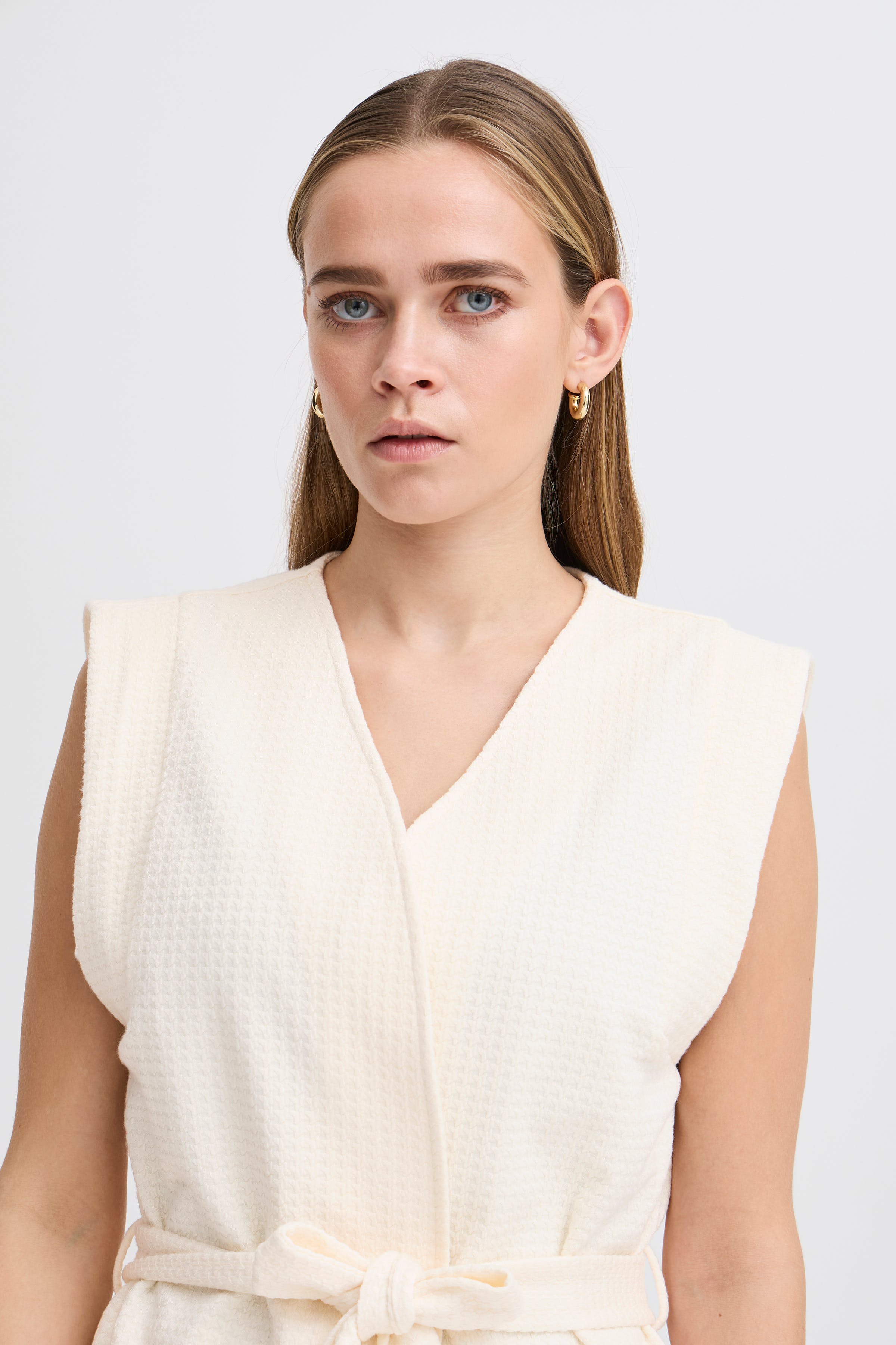 IHKATE Weste oberbekleidung LOOKBOOK DETAIL 20123015-130905