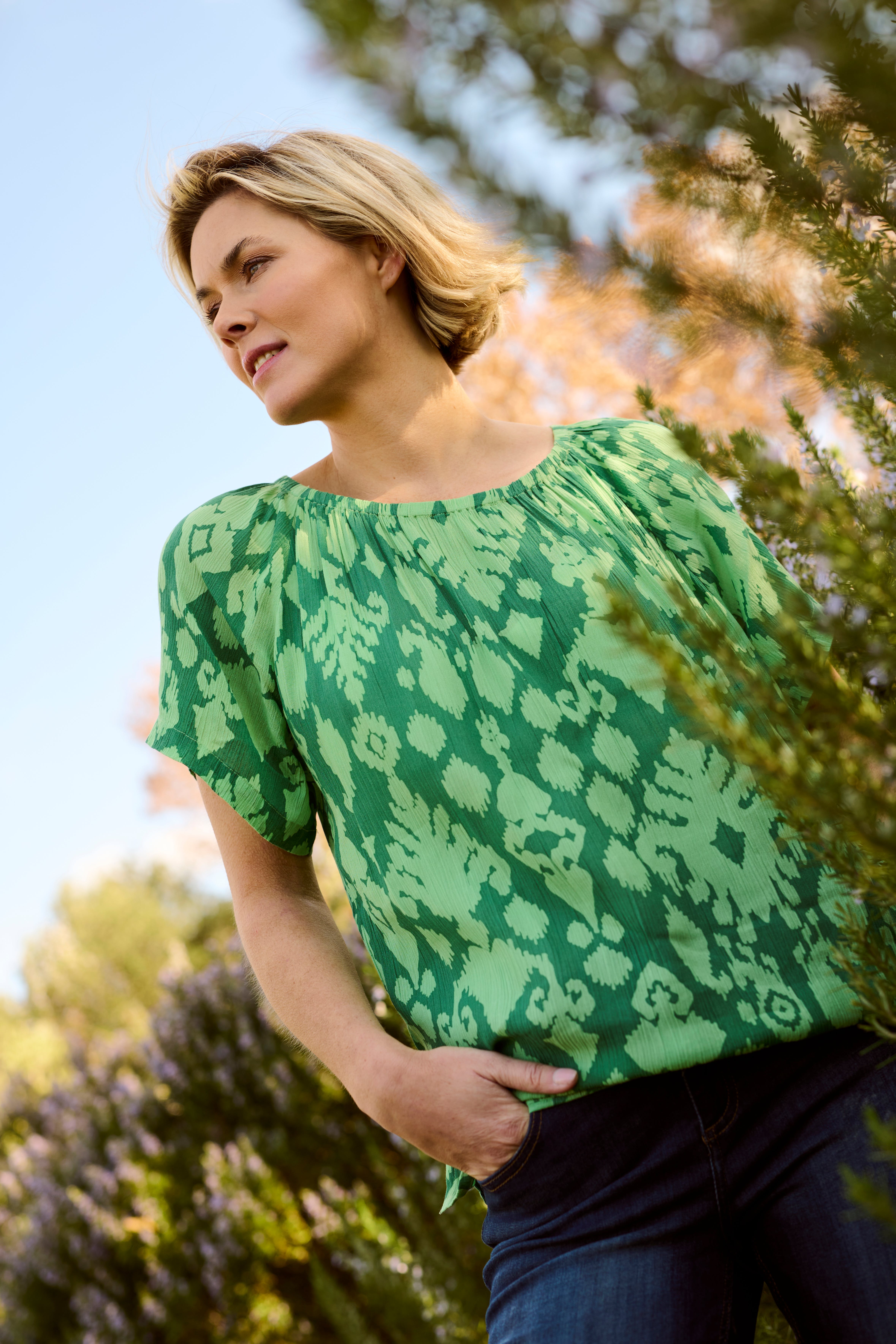 BPulla Bluse LOCATION NONE 10590454-106048B