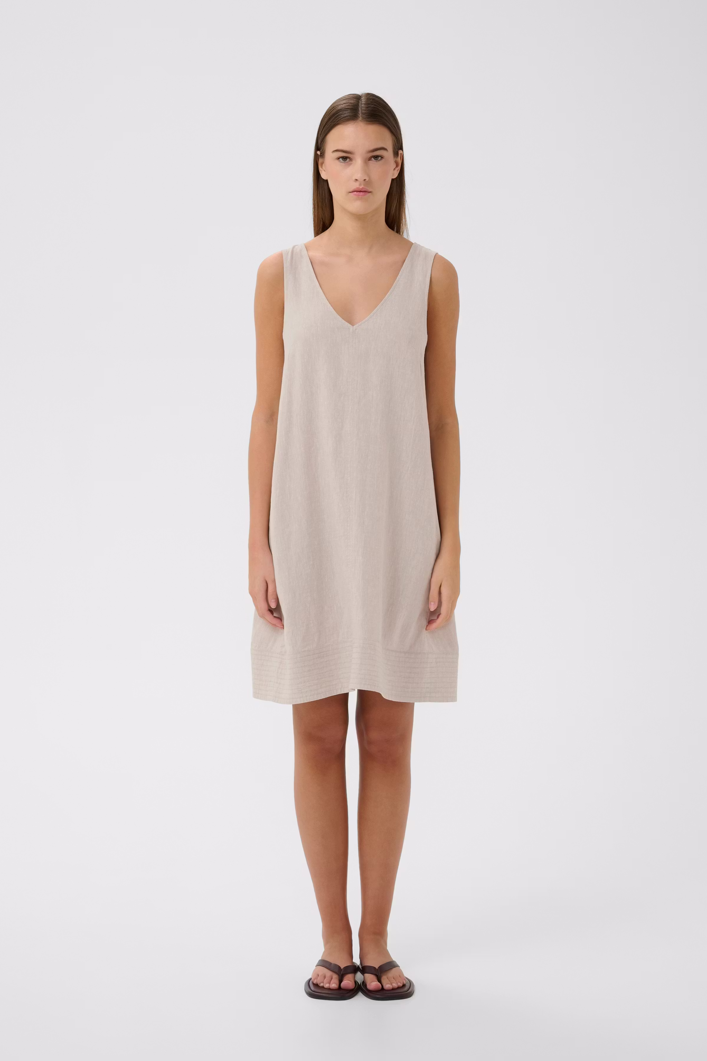 EDITHIW Dress LOOKBOOK FRONT 30112547-300597