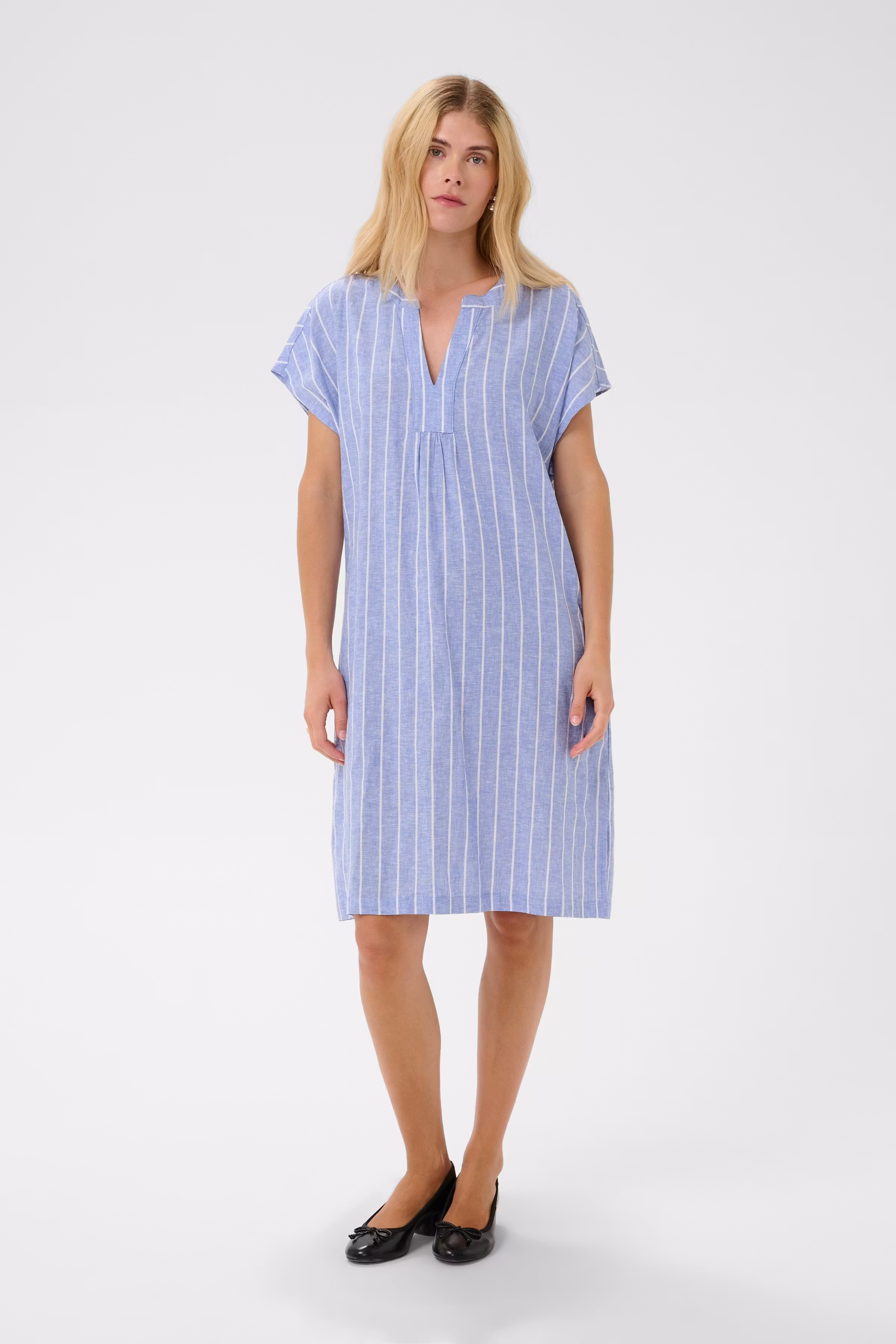 CUarletty Hørkjole LOOKBOOK FRONT 50112785-109029