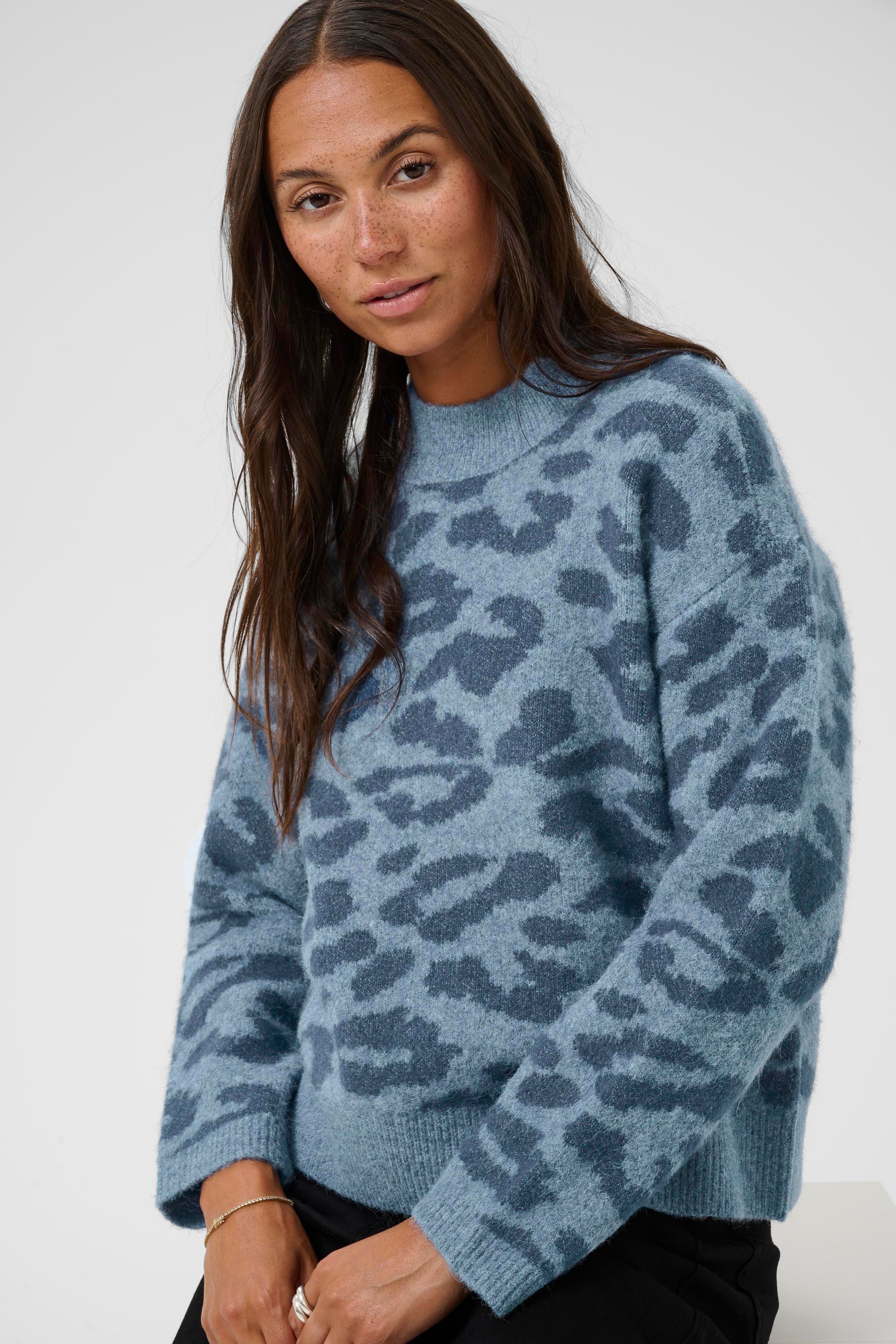 KAsandra Pullover LOOKBOOK DETAIL 10511193-108395