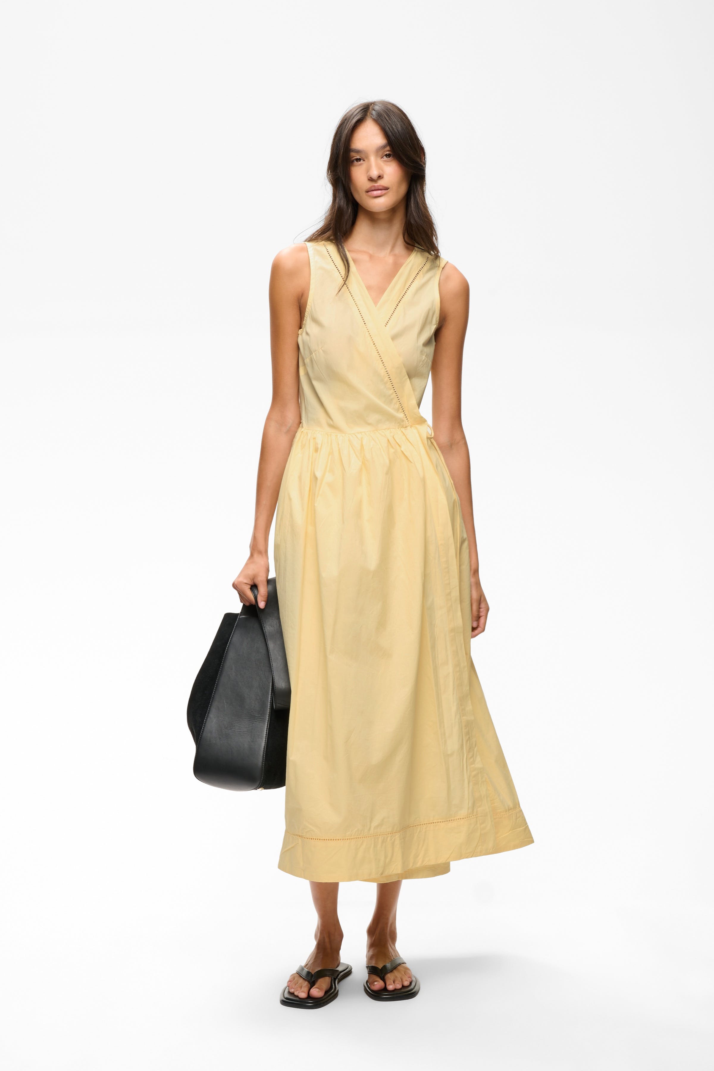 DaffodilIW Kleid LOOKBOOK FRONT 30111263-110619