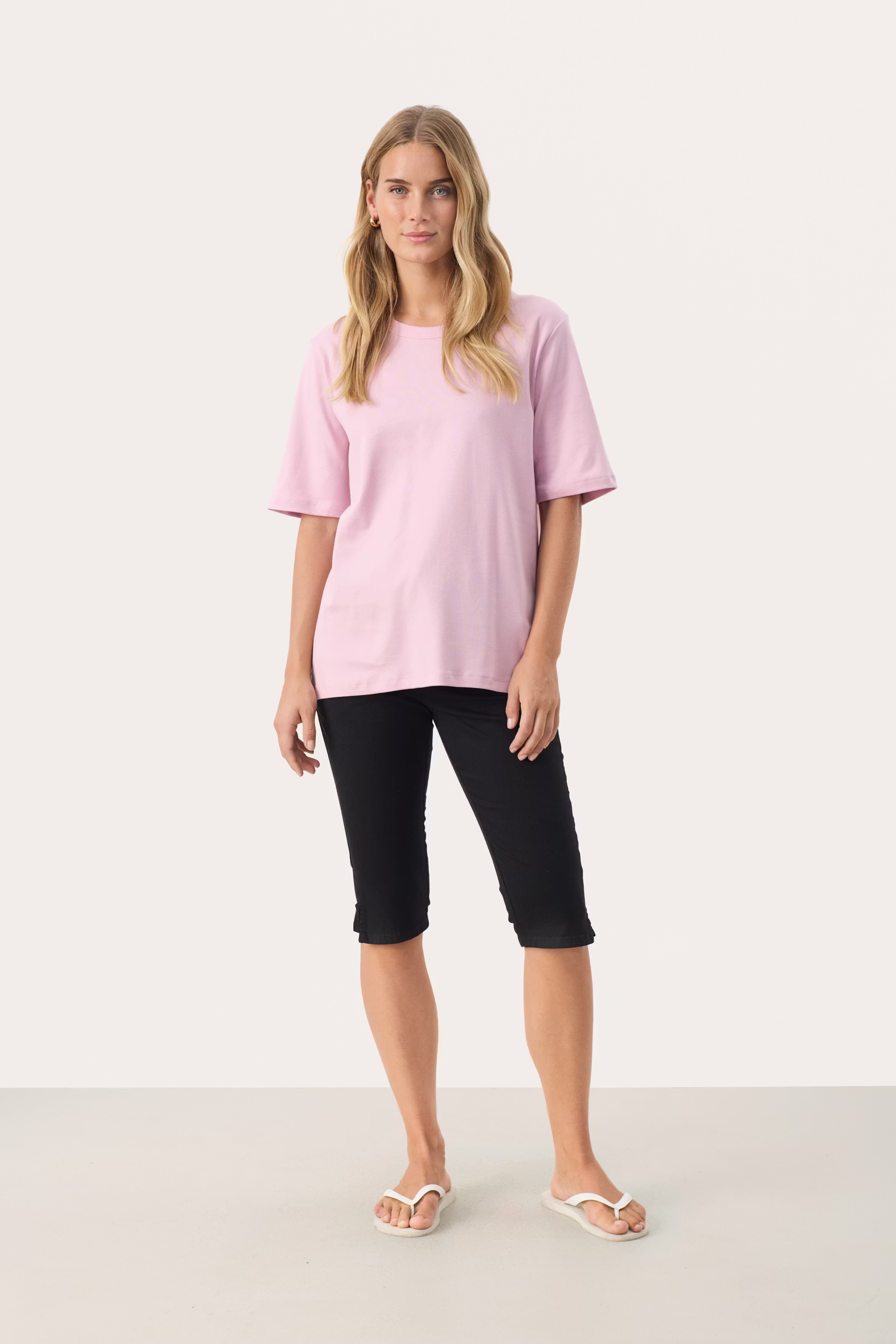 RatanaPW T-shirt LOOKBOOK FRONT 30307808-142305