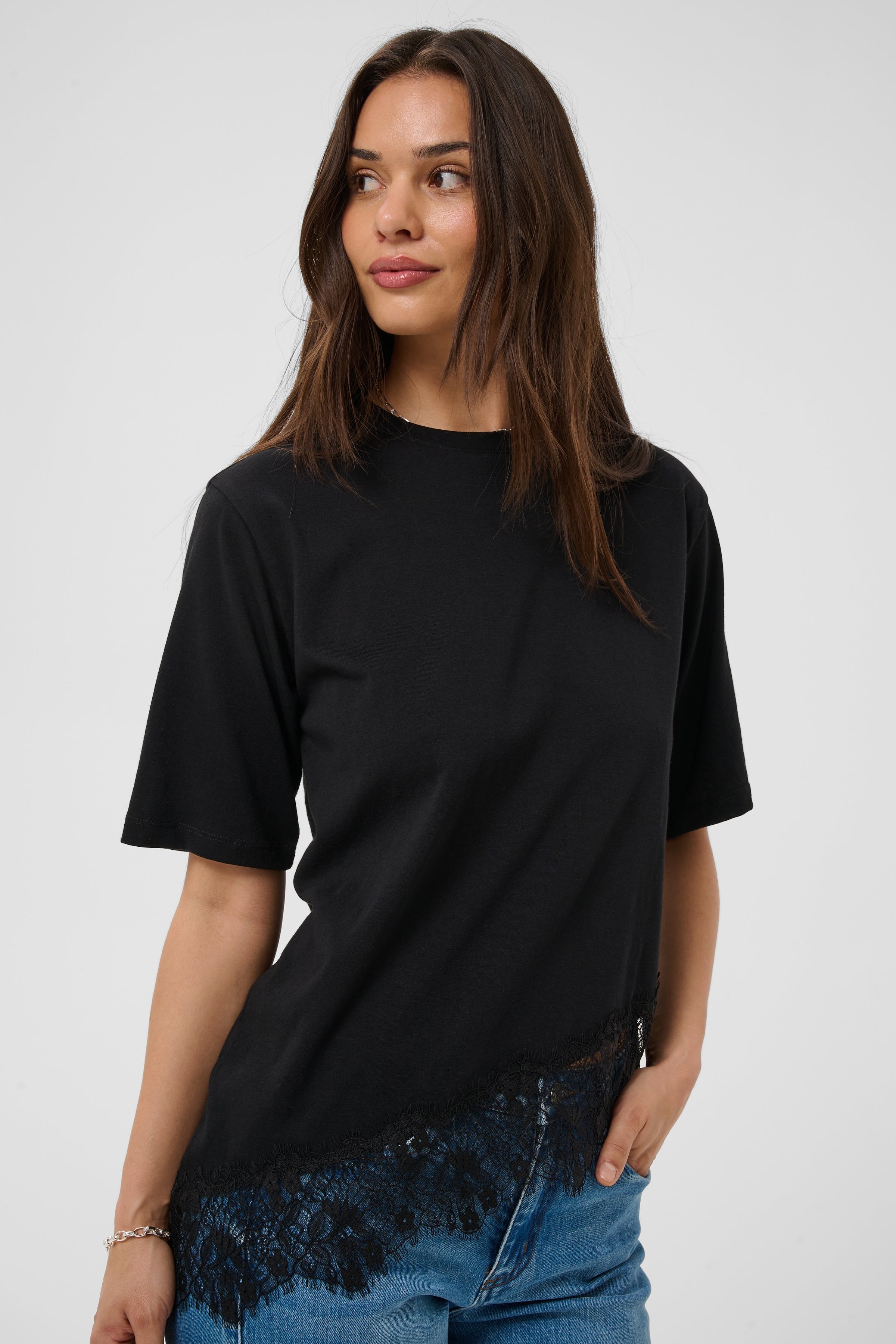 KAmelis T-shirt LOOKBOOK DETAIL 10512730-100121