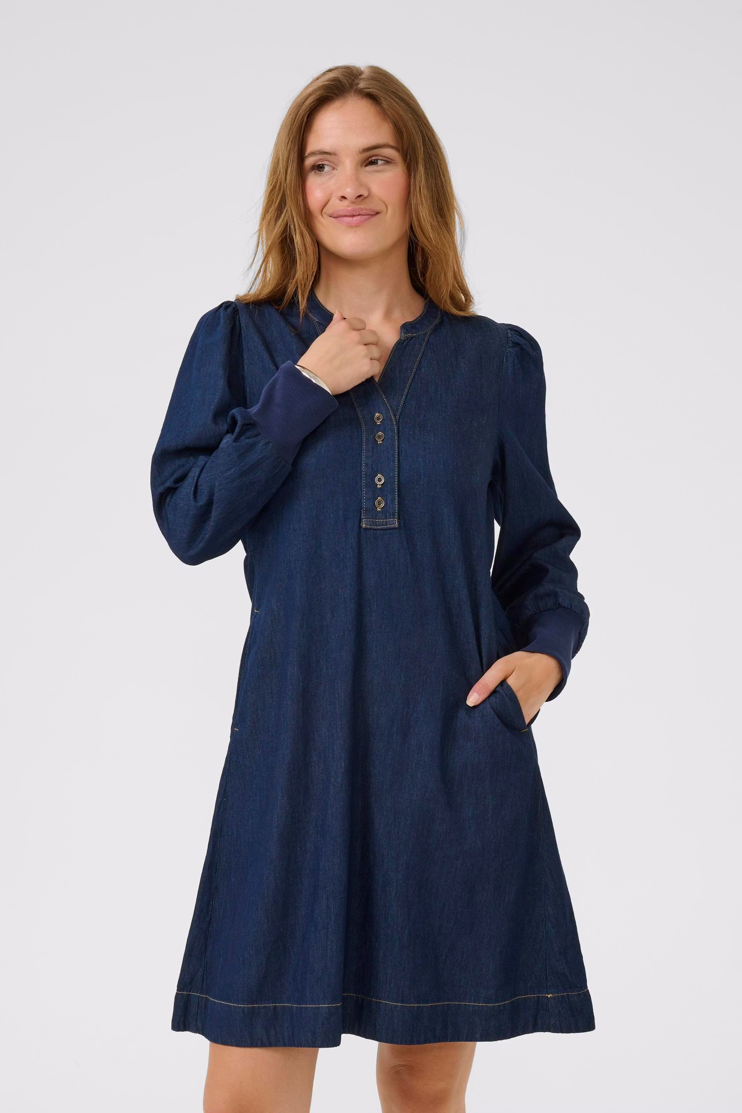 CUhilka Dress LOOKBOOK FRONT 50112336-500119