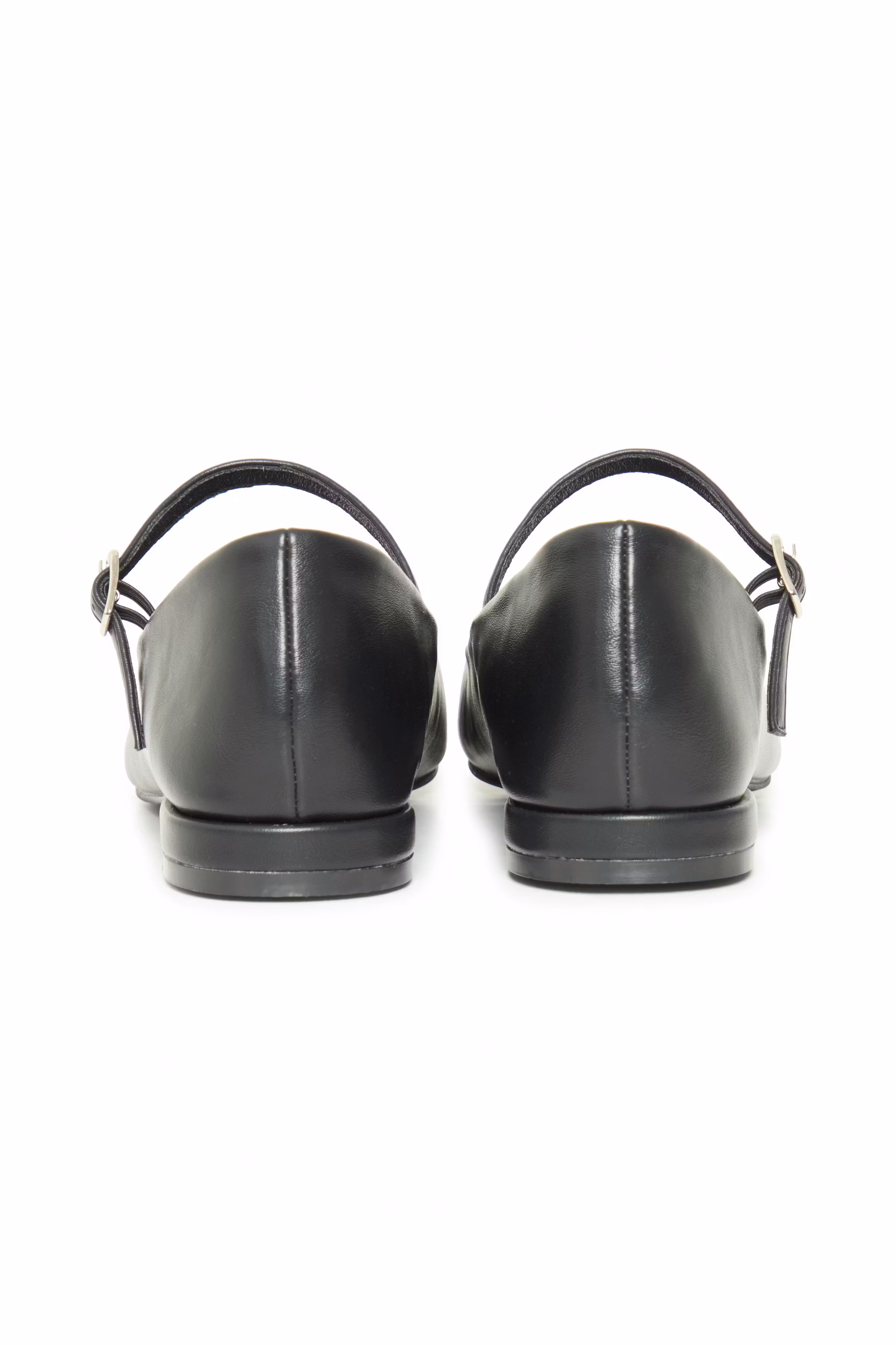 IAKATHY Schoen PACK DETAIL 20122713-194008