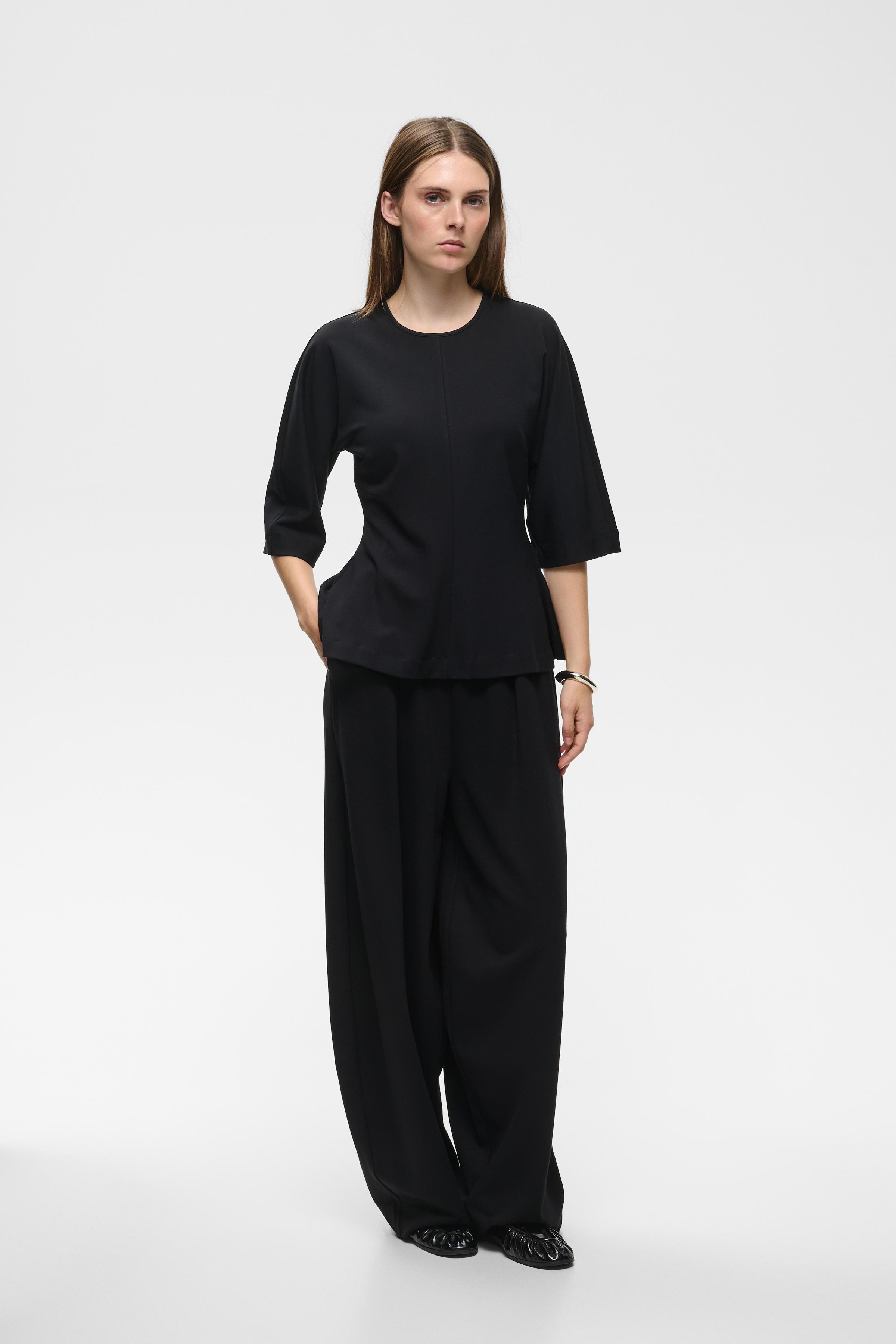 SyrrenaIW Byxor LOOKBOOK FRONT 30111443-194008