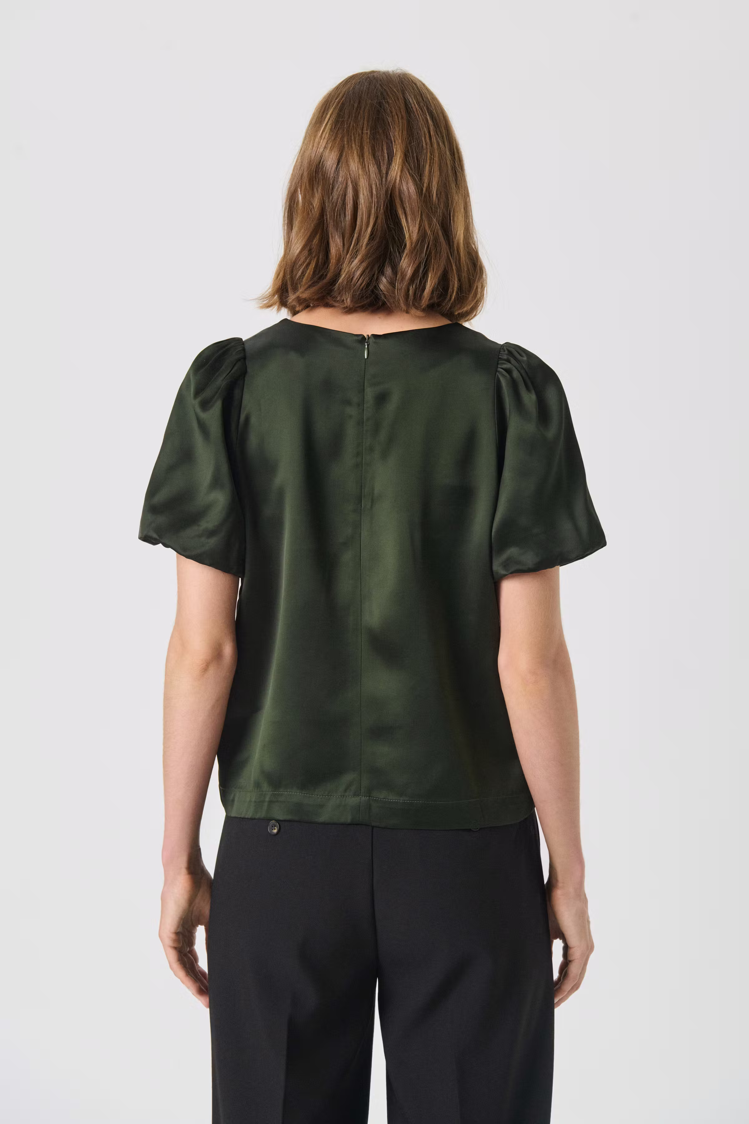 UriaPW Blouse LOOKBOOK BACK 30310132-190509