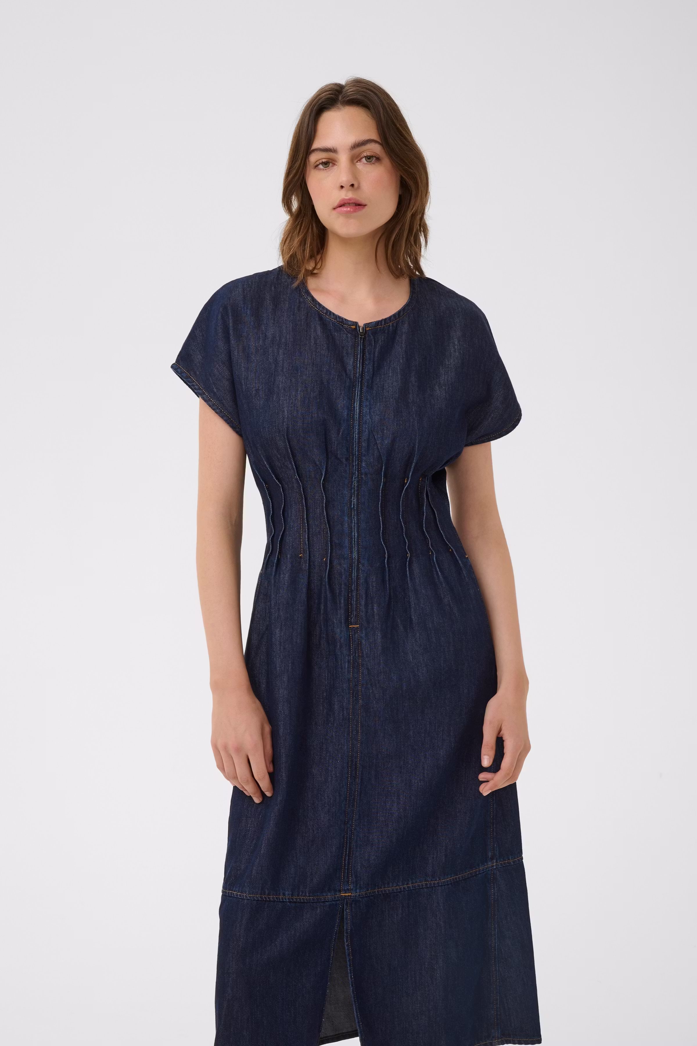 BenovaIW Kjole LOOKBOOK FRONT 30111208-304092