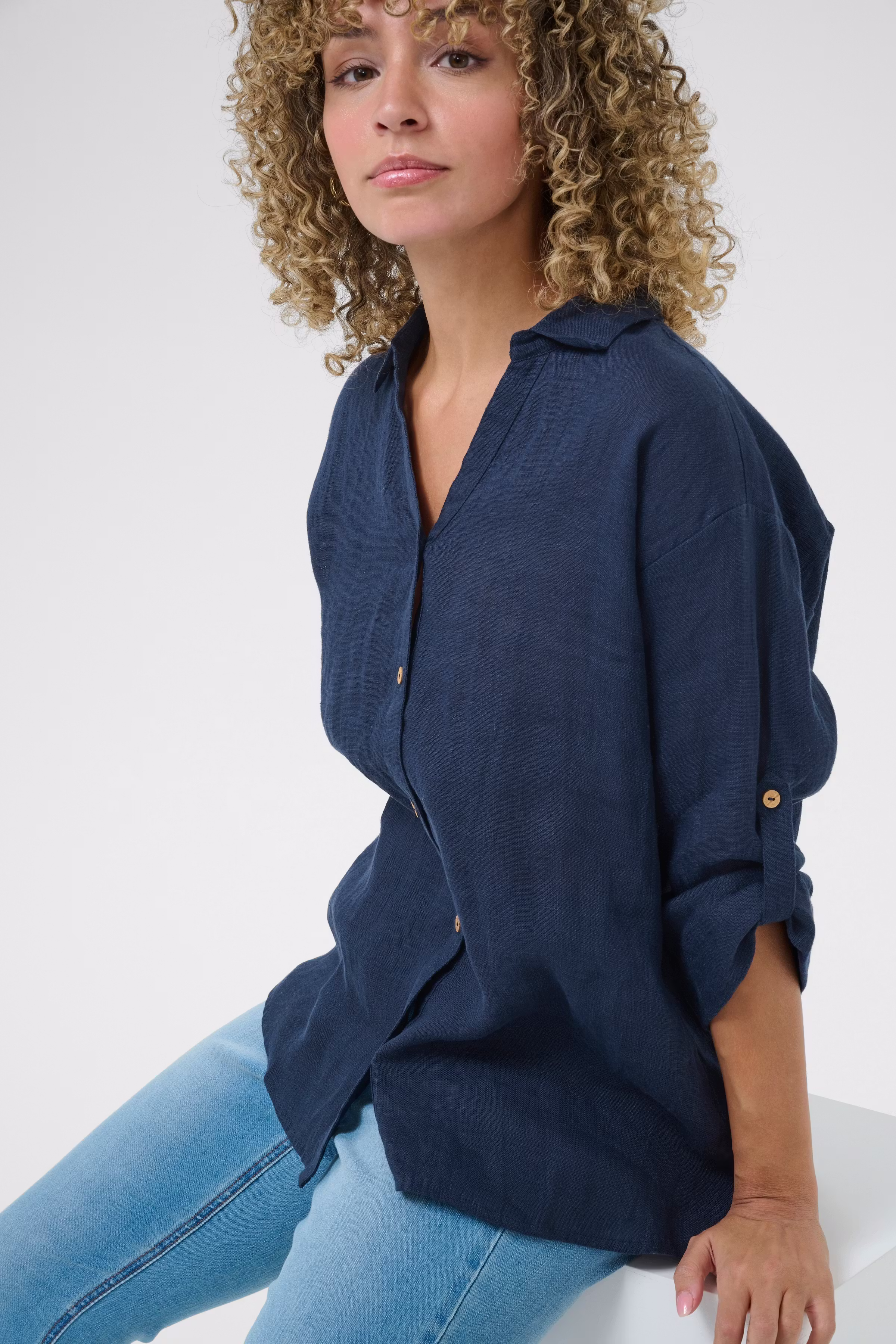 CRBellis Leinen Hemd LOOKBOOK DETAIL 10612267-194024