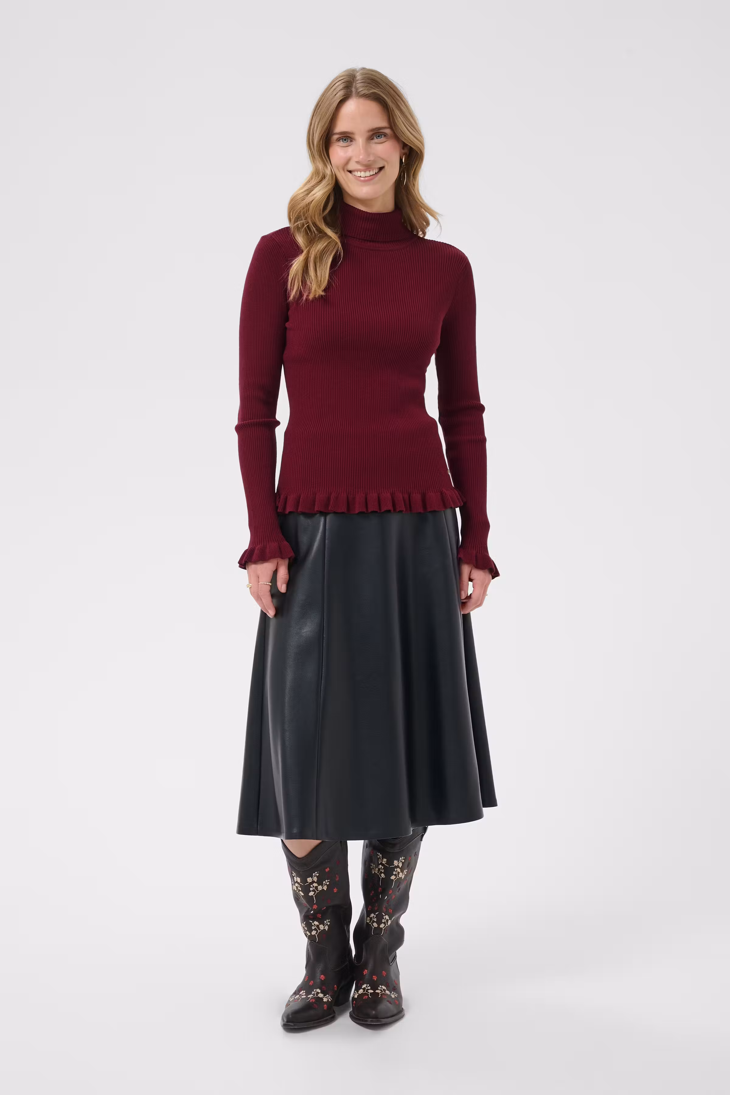 CRDela Pullover LOOKBOOK FRONT 10615363-191724